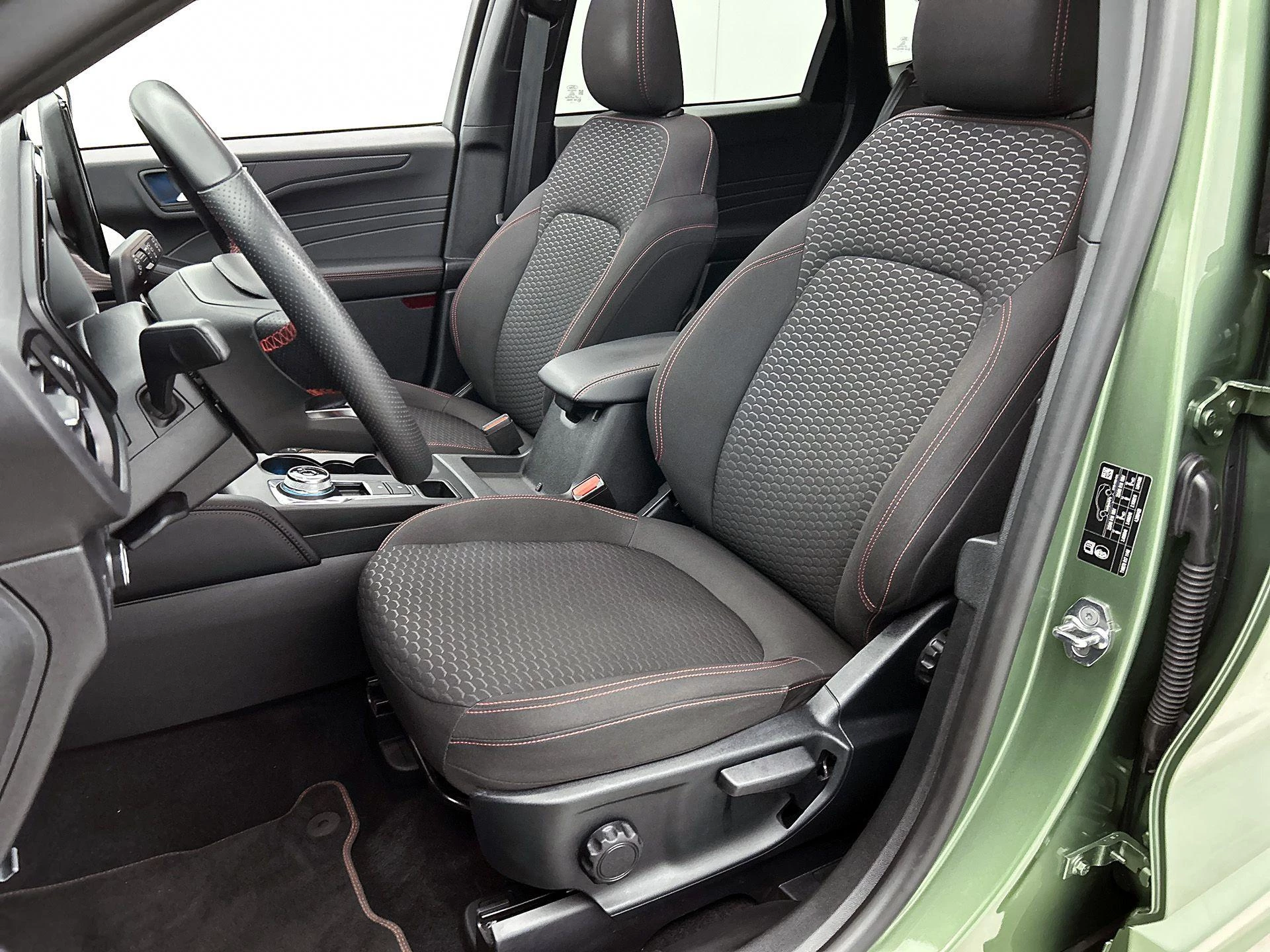 Ford-Kuga-image-39