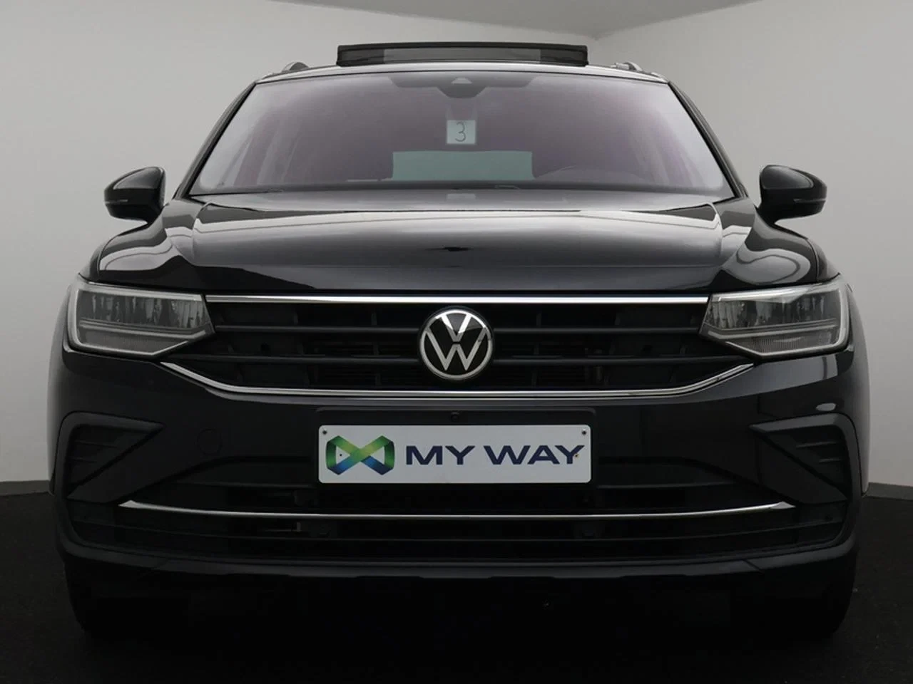 Volkswagen-Tiguan-image-6
