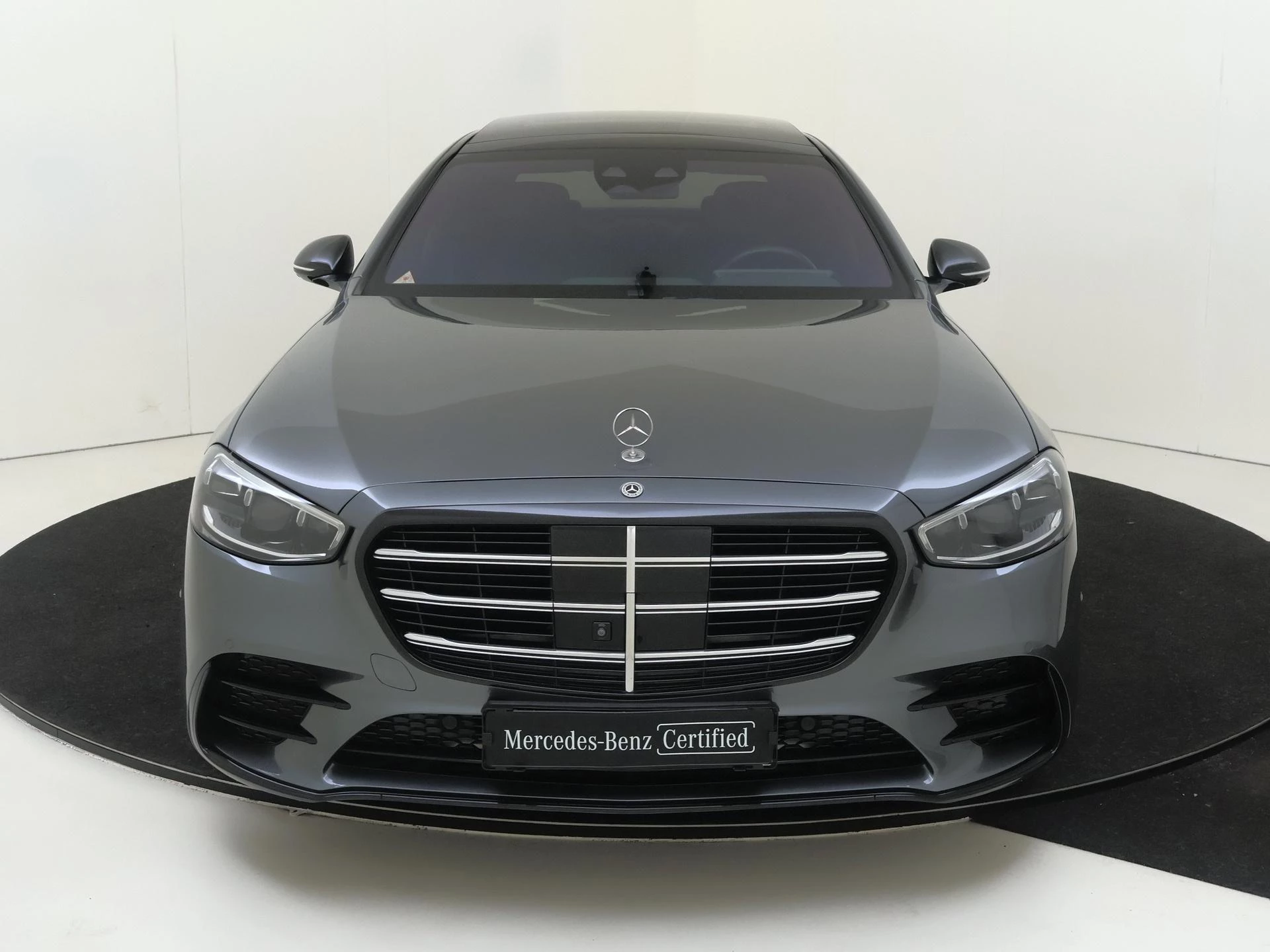 Mercedes-Benz-S-Klasse-image-7