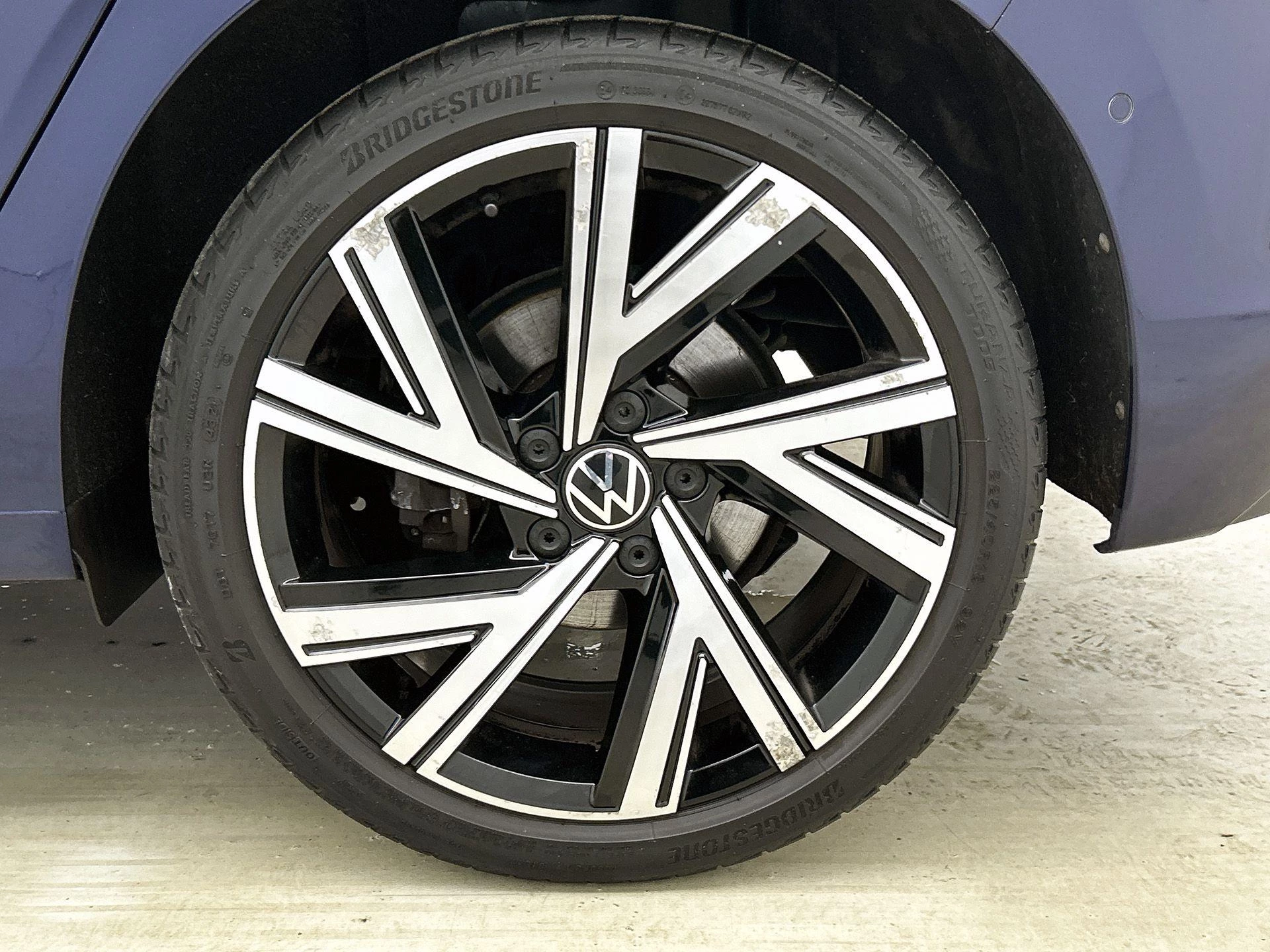 Volkswagen-Golf-image-40