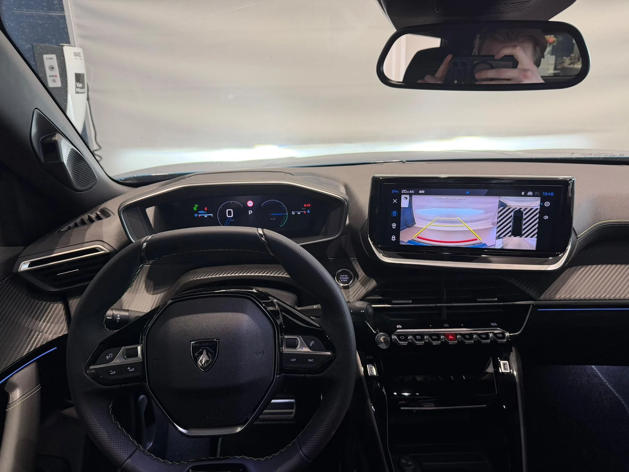 Peugeot-2008-image-6