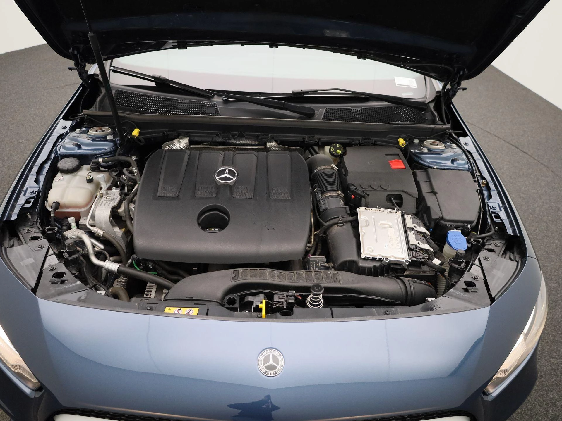 Mercedes-Benz A-Klasse 180 d Business Solution + PARKEERSENSOREN + CAMERA +