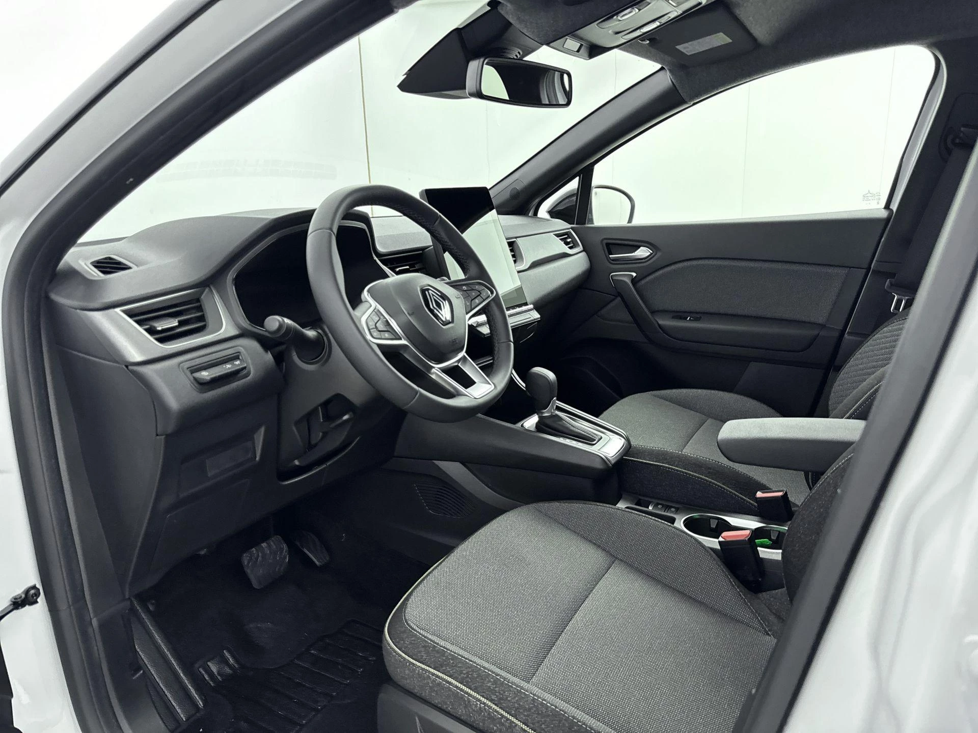 Renault-Captur-image-7