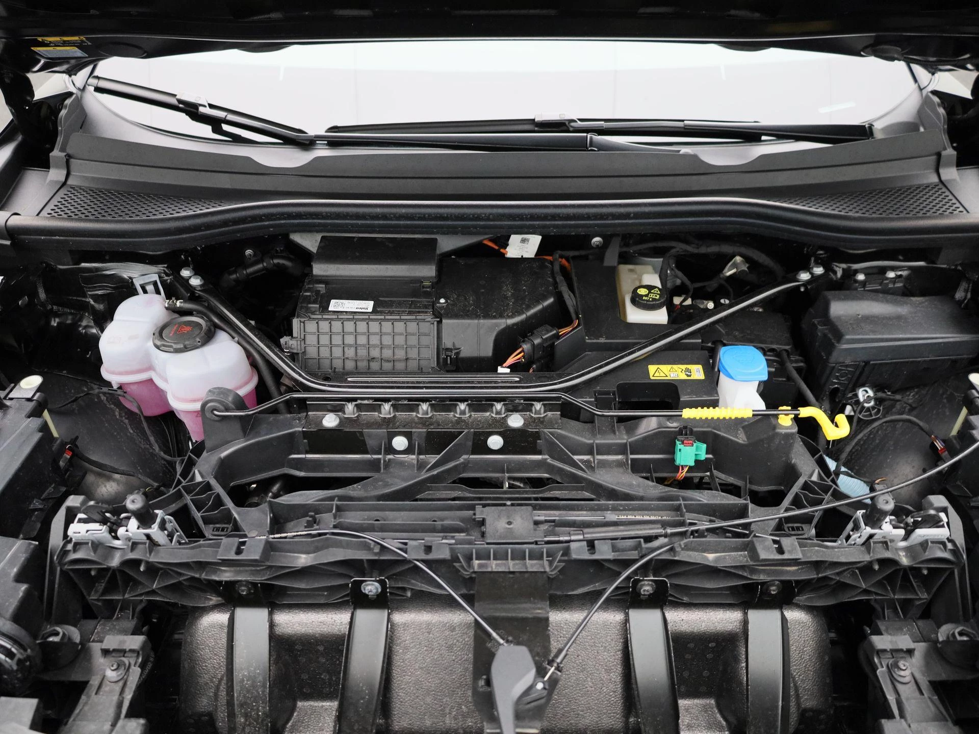 Audi-Q4 e-tron-image-42