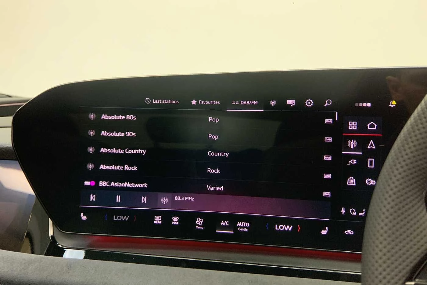 Audi-Q6 e-tron-image-14
