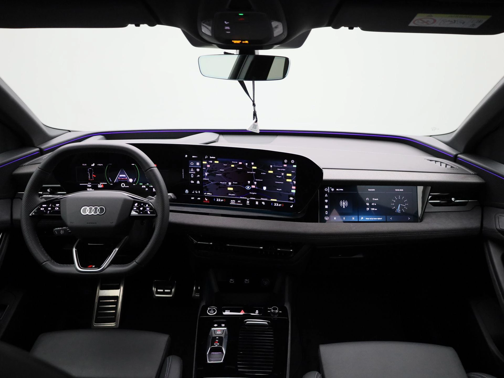 Audi-Q6 e-tron-image-47