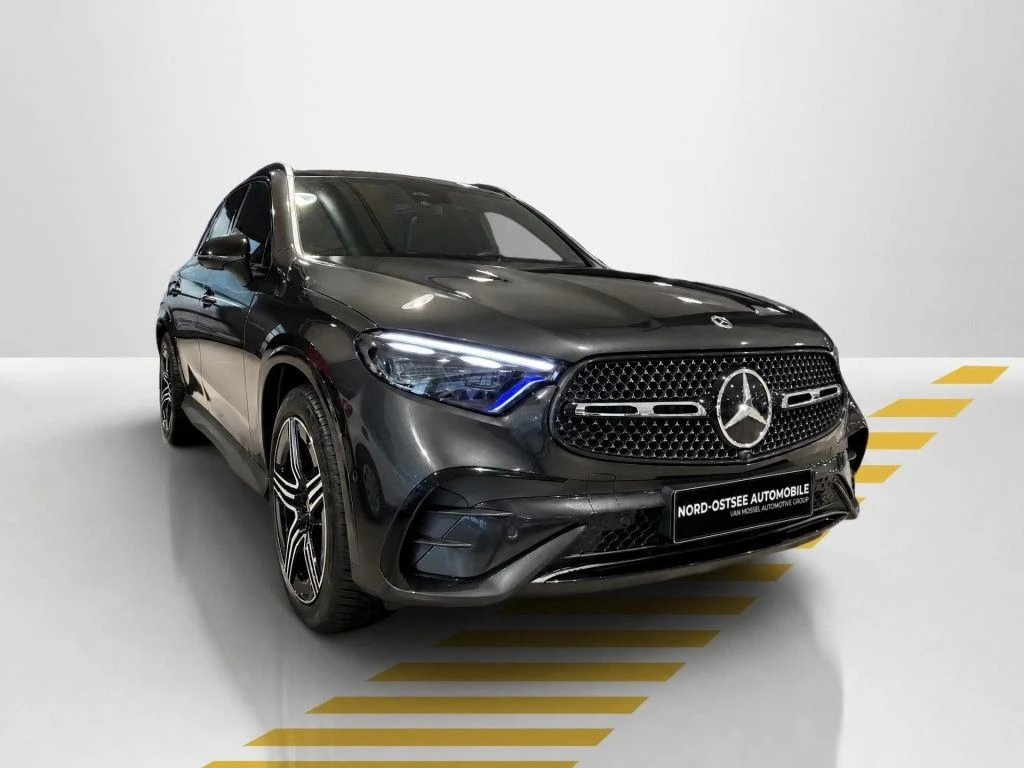 Mercedes-Benz-GLC 220 d-image-17