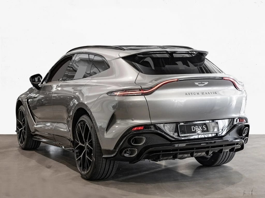 Aston Martin-DBX-image-2