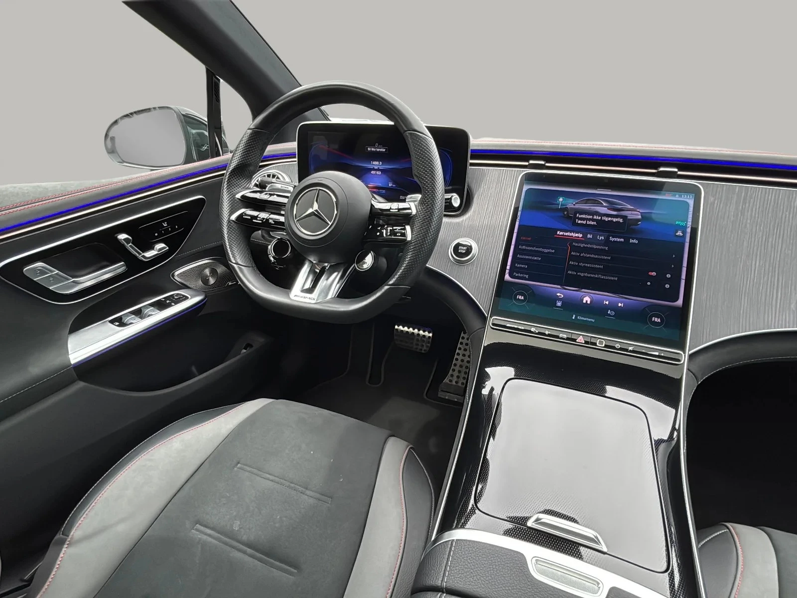 Mercedes-Benz-EQE-image-8