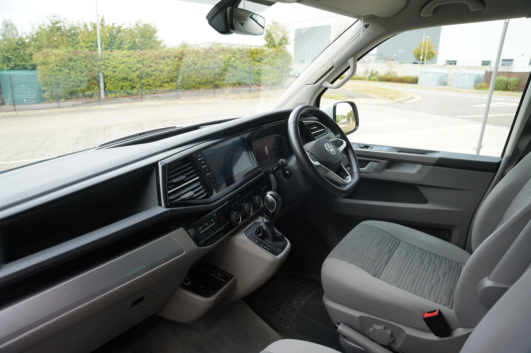 Volkswagen-California-image-1