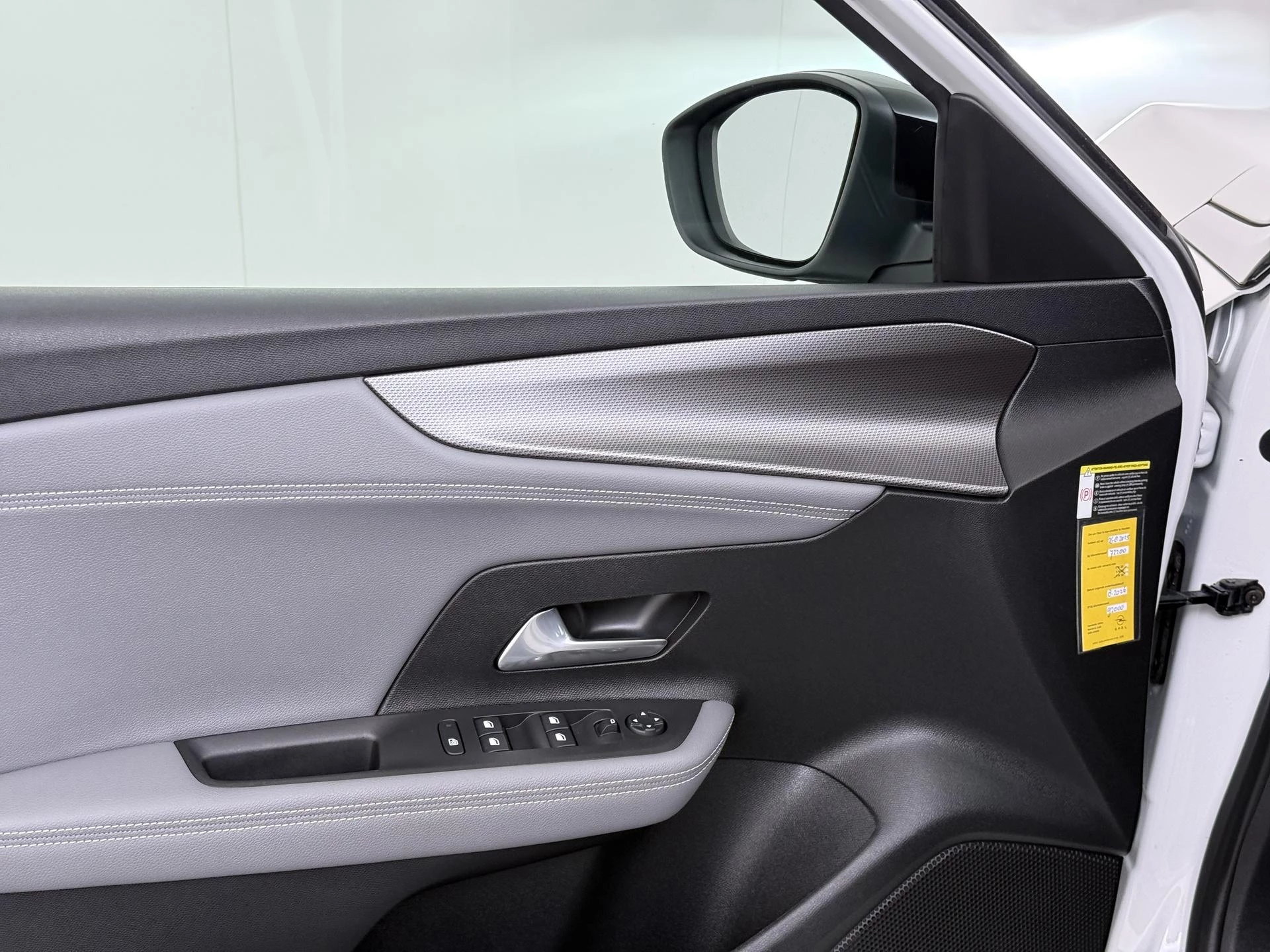 Opel-Mokka-e-image-29