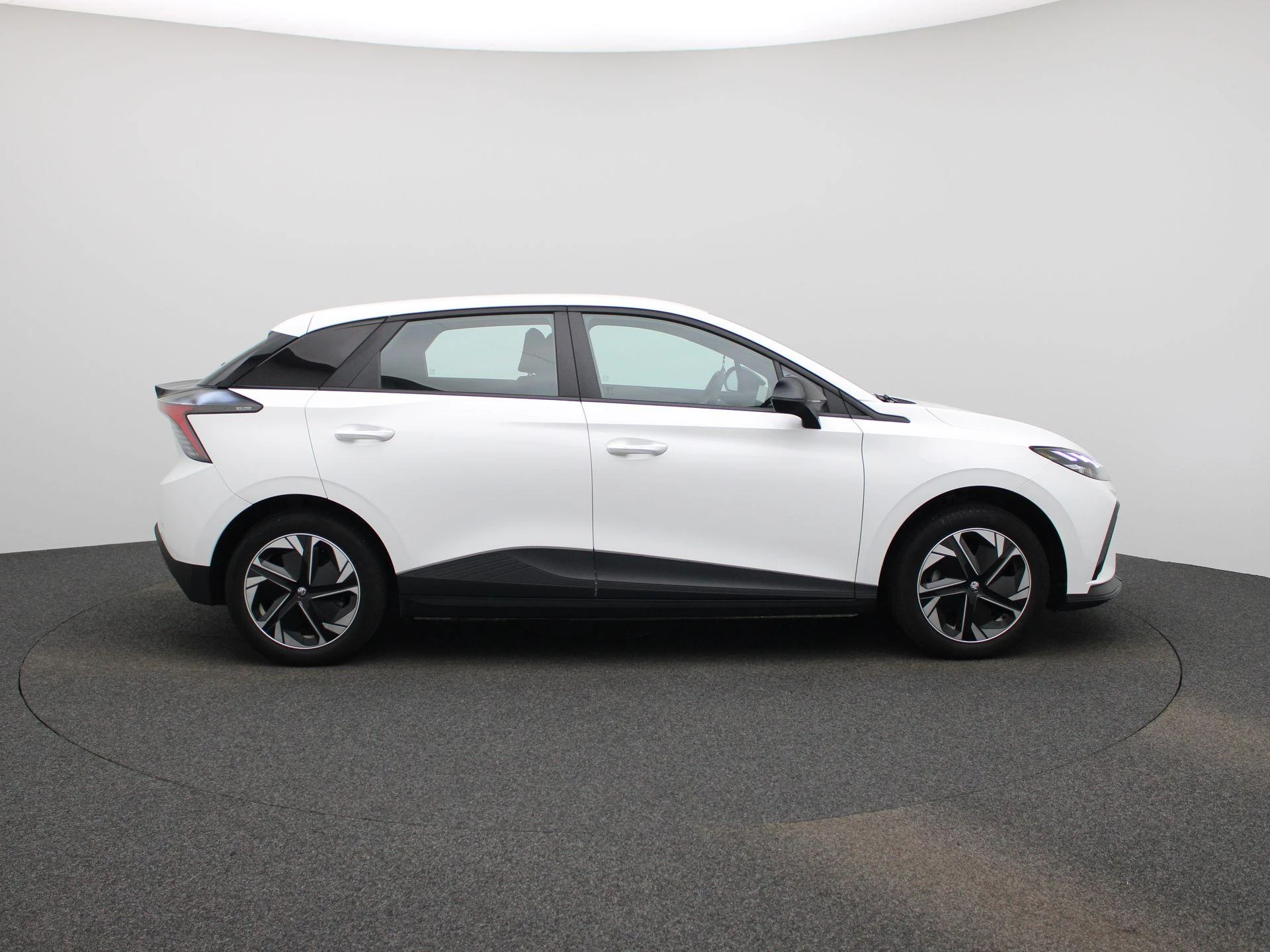 MG-MG4 EV-image-5