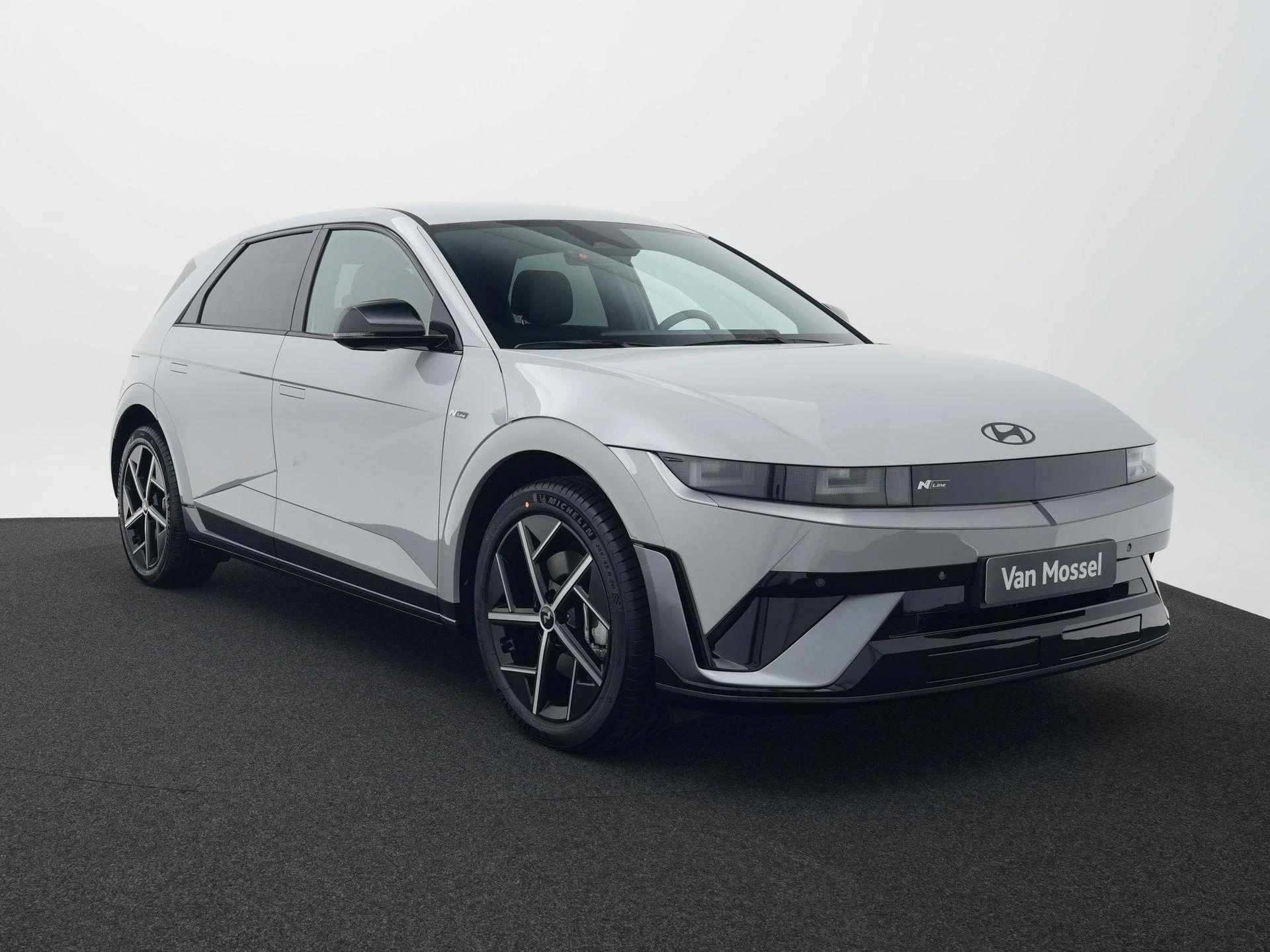 Hyundai-IONIQ 5-image-12