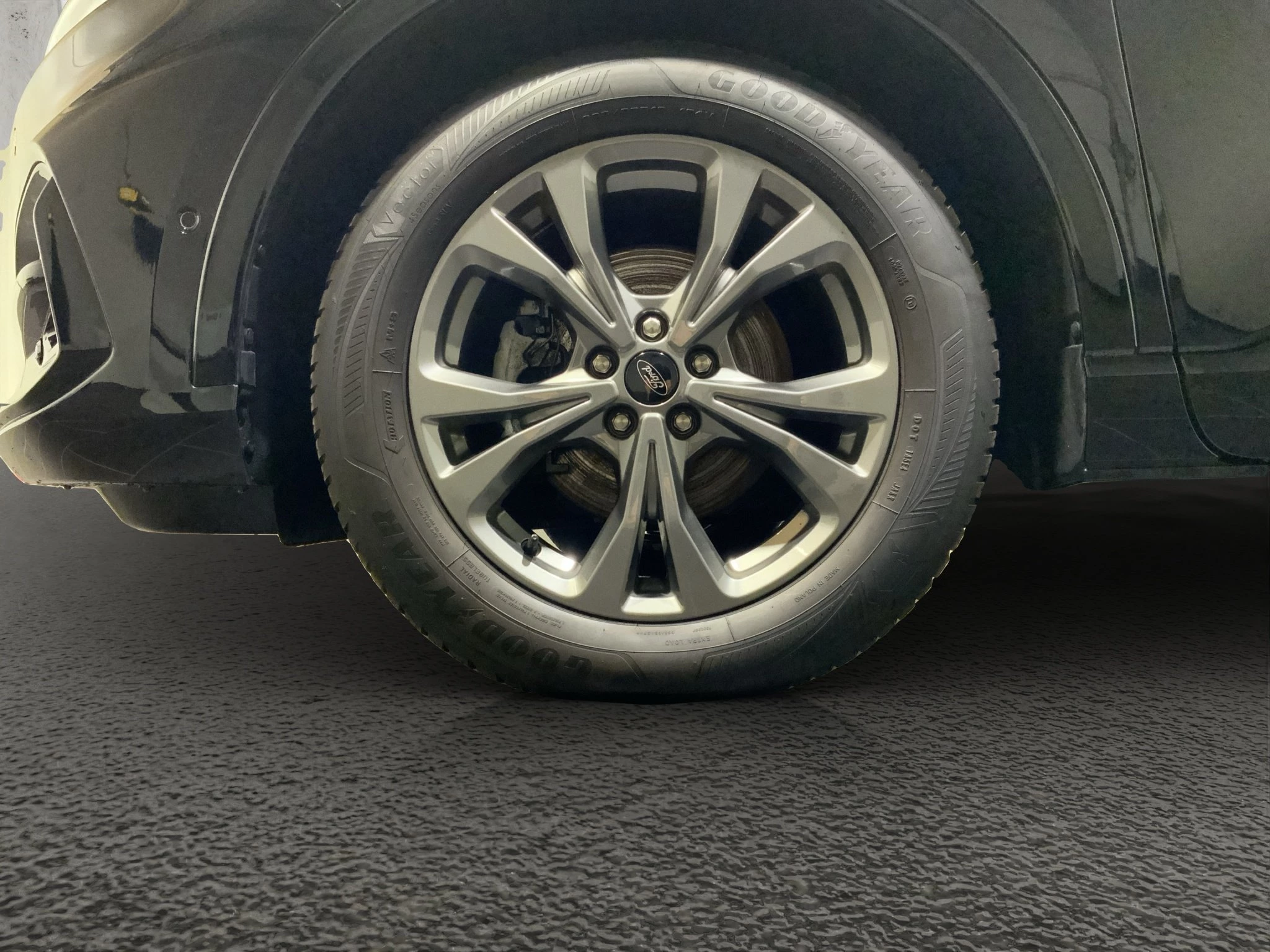 Ford Kuga ST-Line X*PANO*AHK*KAM*ACC*NAVI*SOUND-SYS.