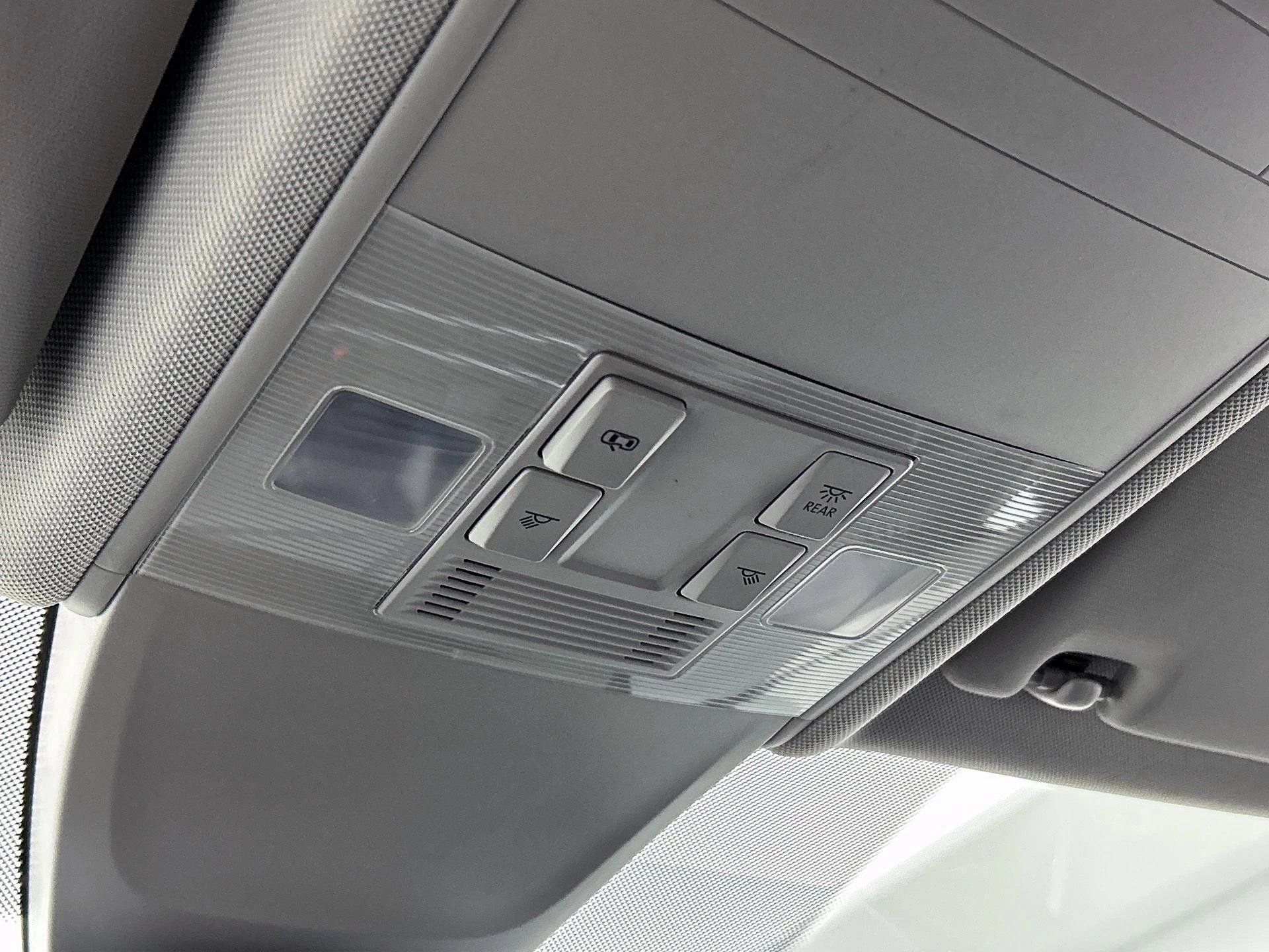 Volkswagen-Tiguan Allspace-image-9