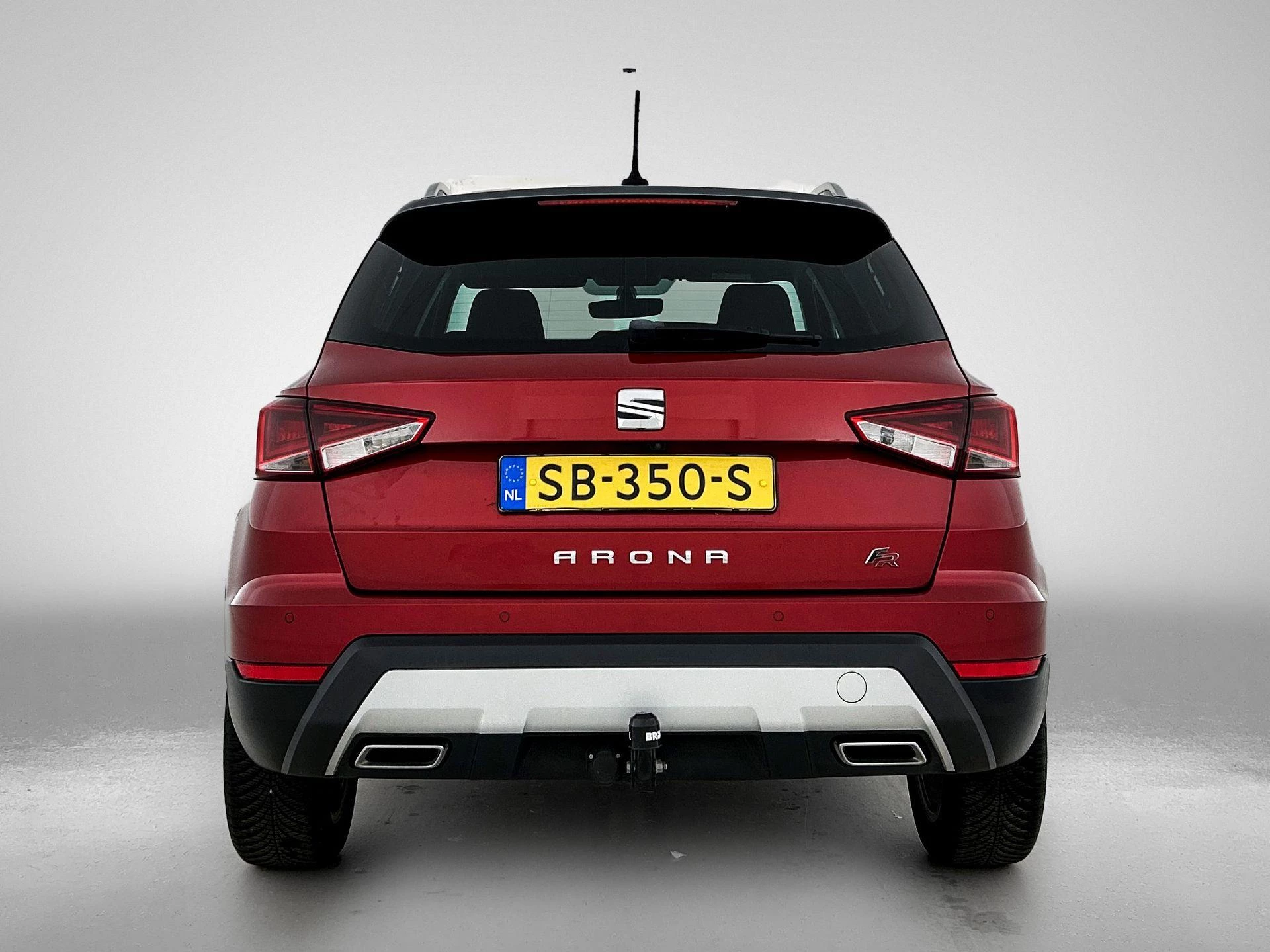 SEAT-Arona-image-2