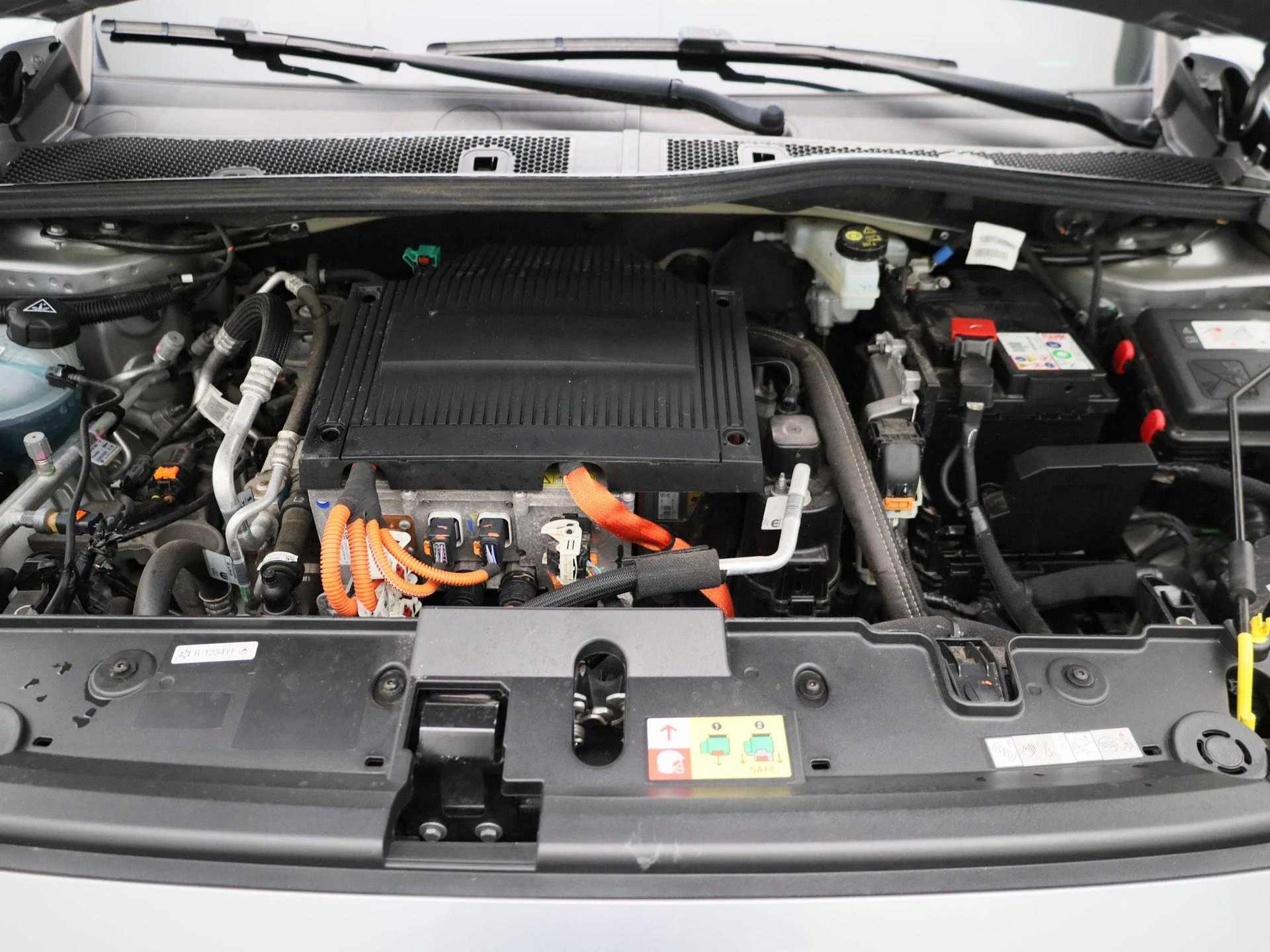 Peugeot e-208 - 35