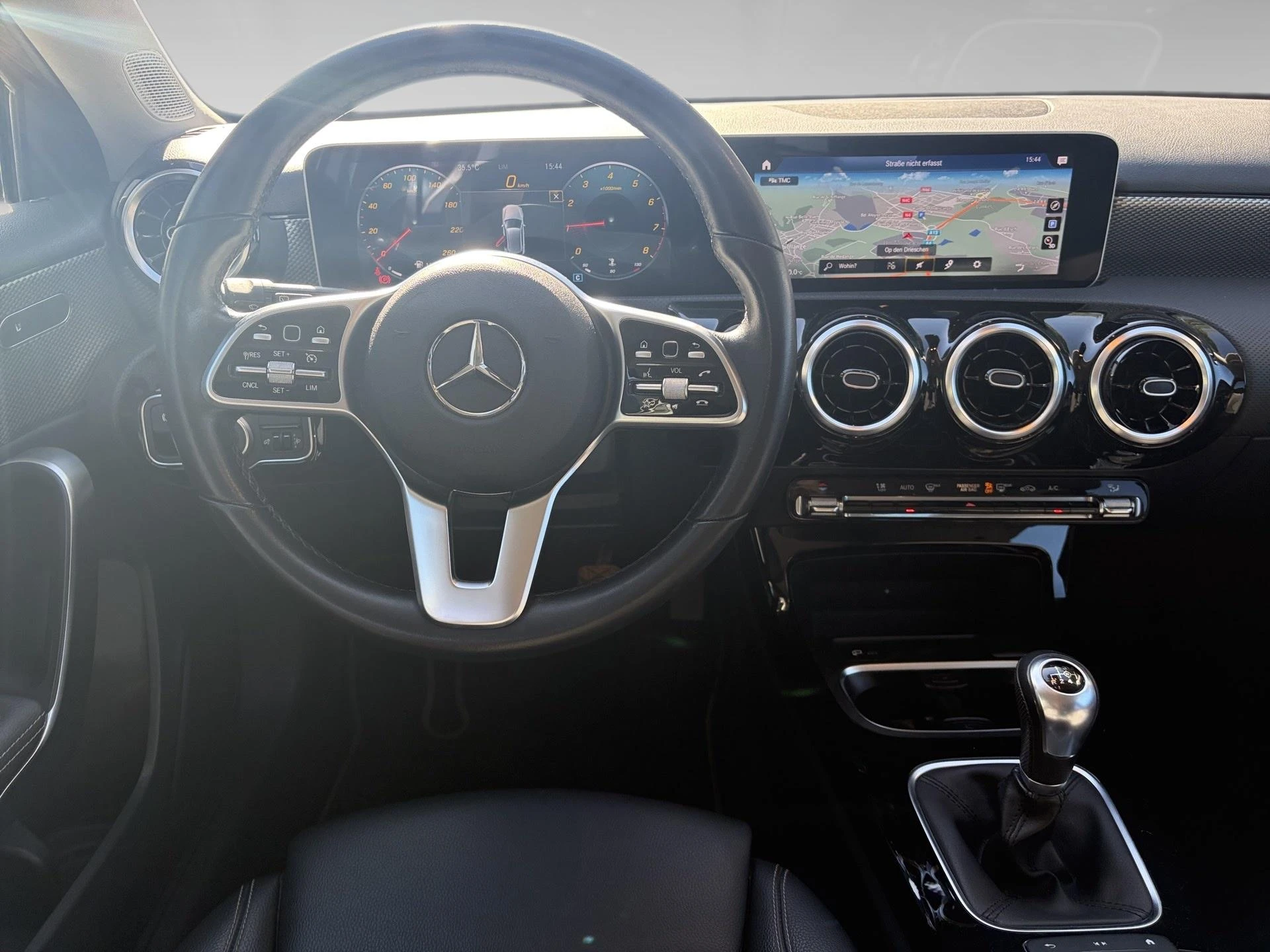 Mercedes-Benz-Classe A-image-3