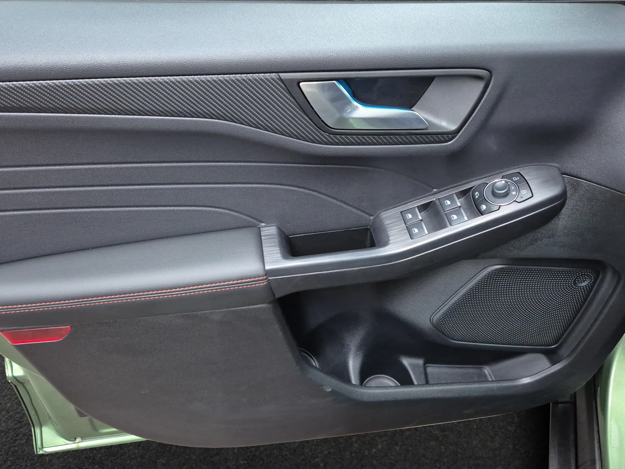 Ford-Kuga-image-15