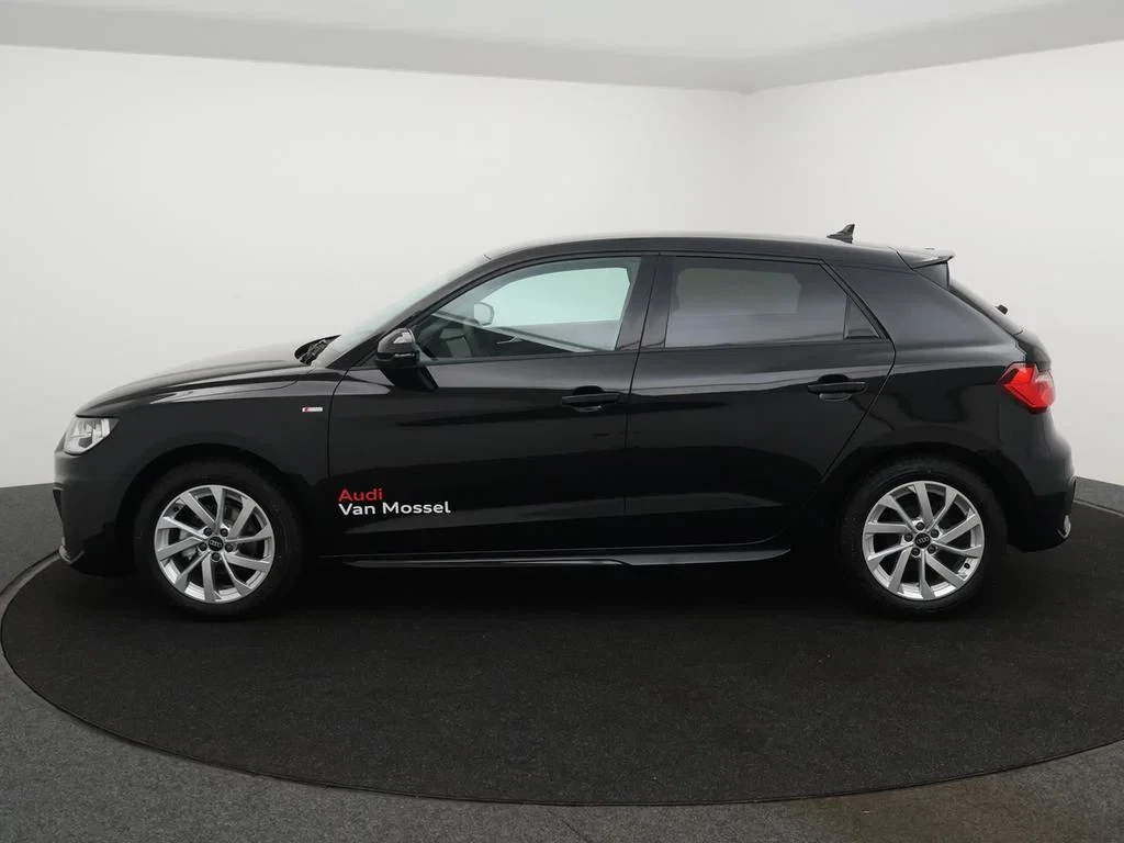 Audi-A1 Sportback-image-3