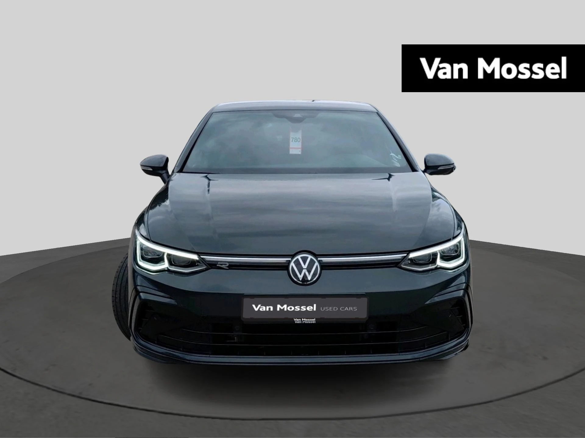 Volkswagen-Golf-image-1