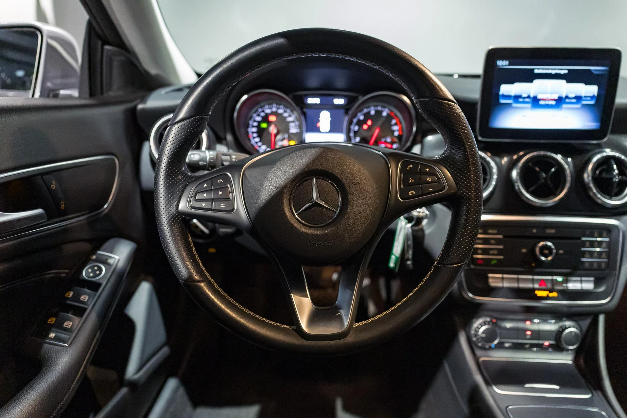 Mercedes-Benz CLA Shooting Brake CLA 180