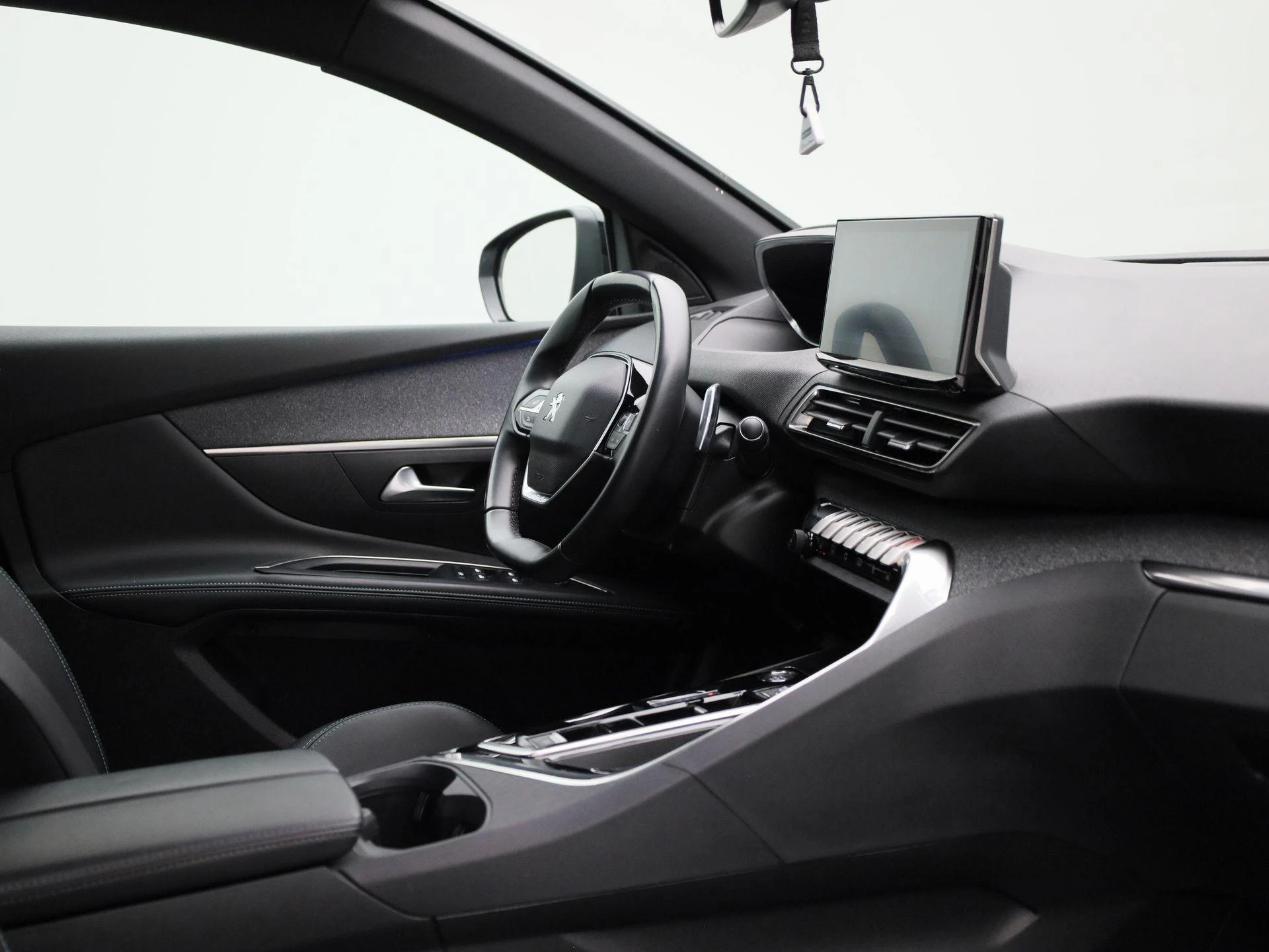 Peugeot-5008-image-33