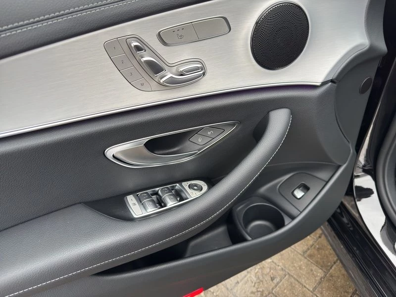 Mercedes-Benz E-Klasse 400 T d 4M AMG PANO HUD 360 DISTRO STANDHZG AMG LineW213 E 400 T d 4M AMG PANO HUD 360 DISTRO STANDHZG AMG Line
