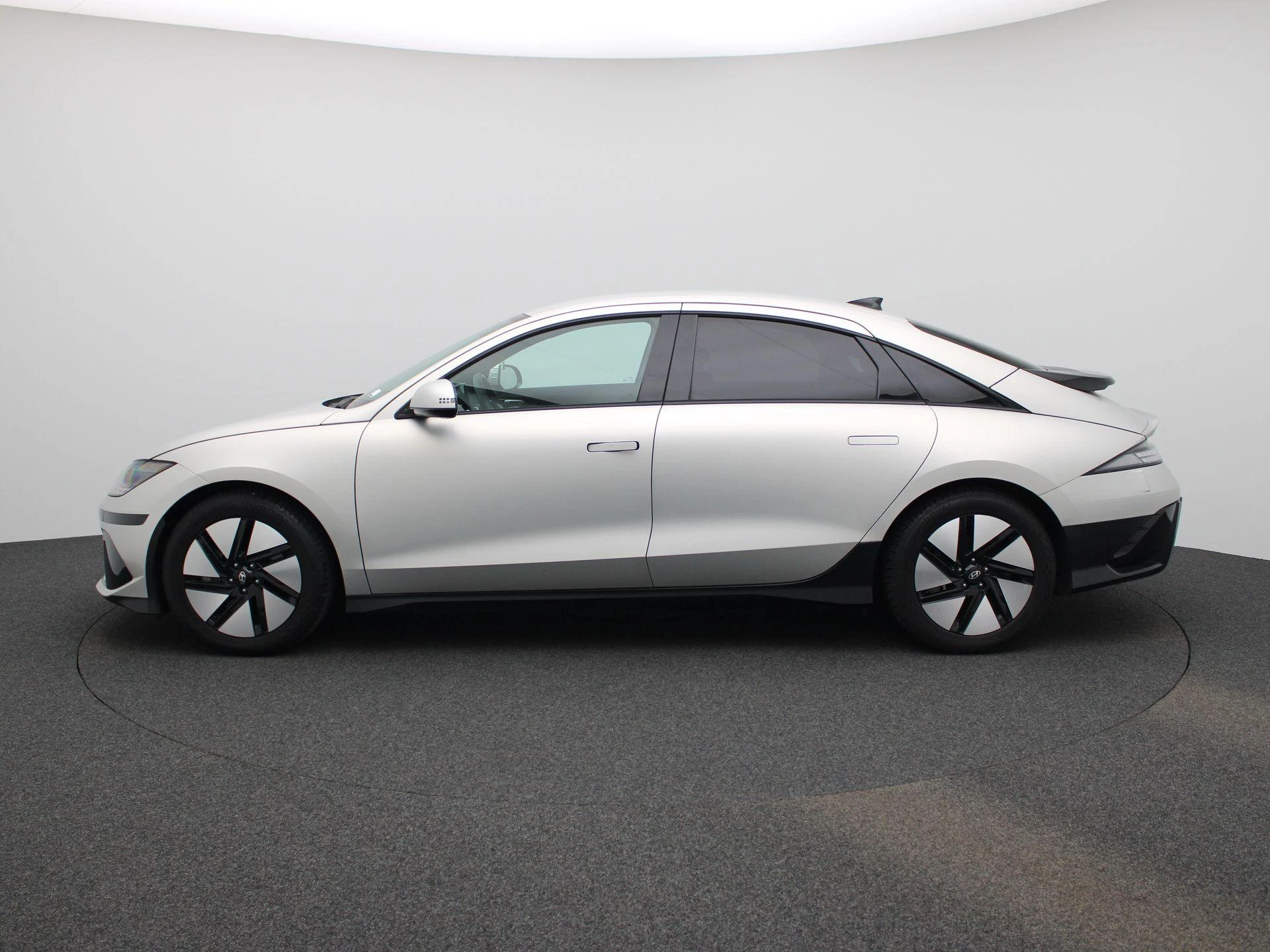 Hyundai IONIQ 6 53 kWh Core Plus