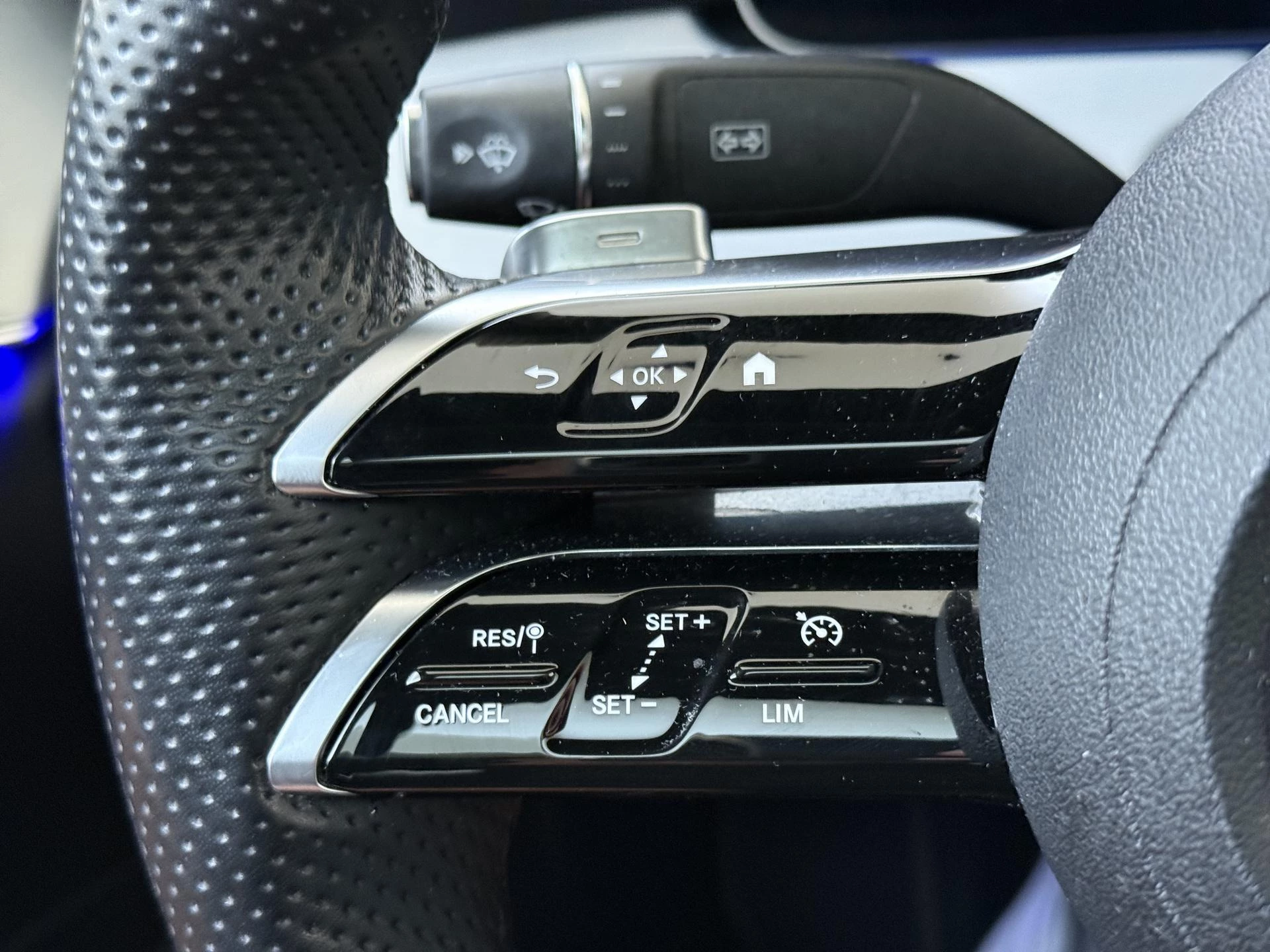 Mercedes-Benz E-Klasse 200 Business Solution AMG