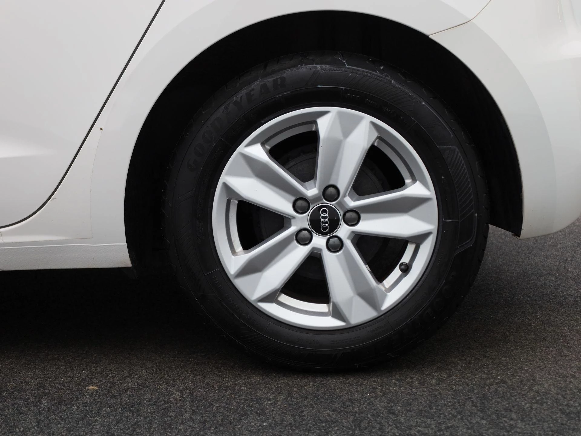 Audi-A1 Sportback-image-12