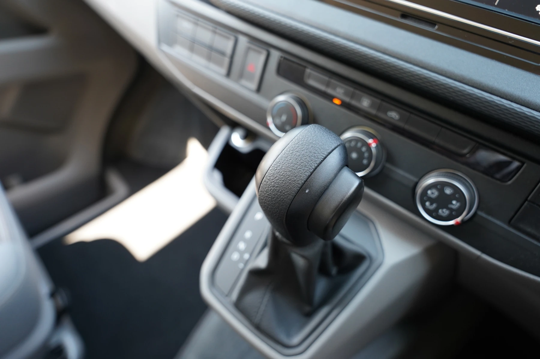 Volkswagen-California-image-46