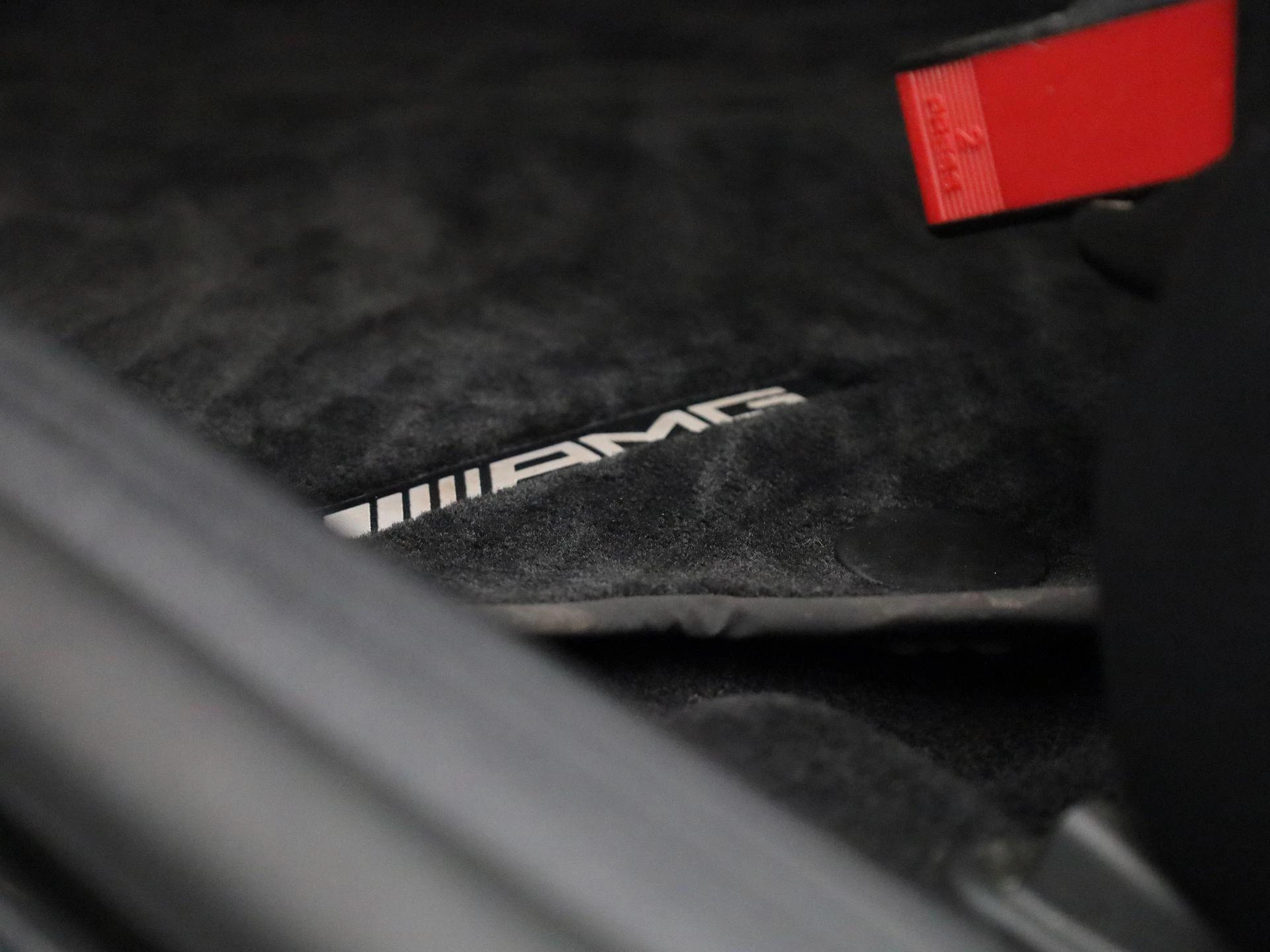 Mercedes-Benz-C-Klasse-image-30