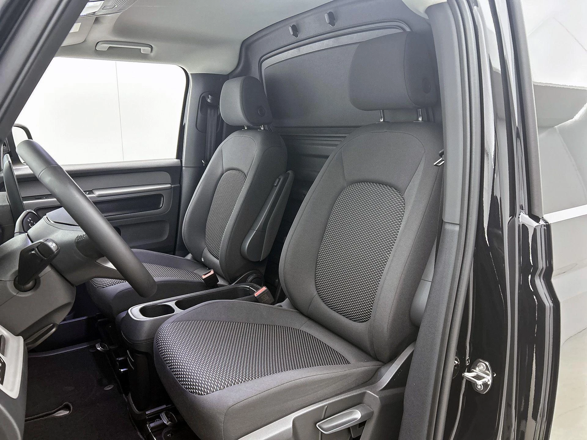 Volkswagen-ID. Buzz Cargo-image-31