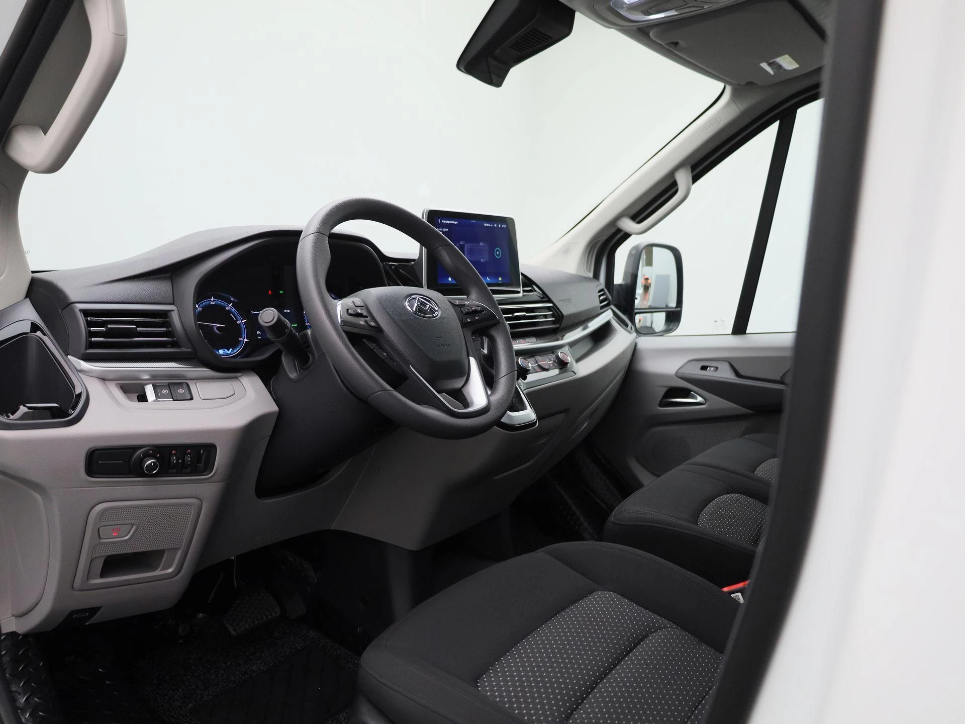 Maxus eDeliver9 L3H2 Business DEAL 89 kWh