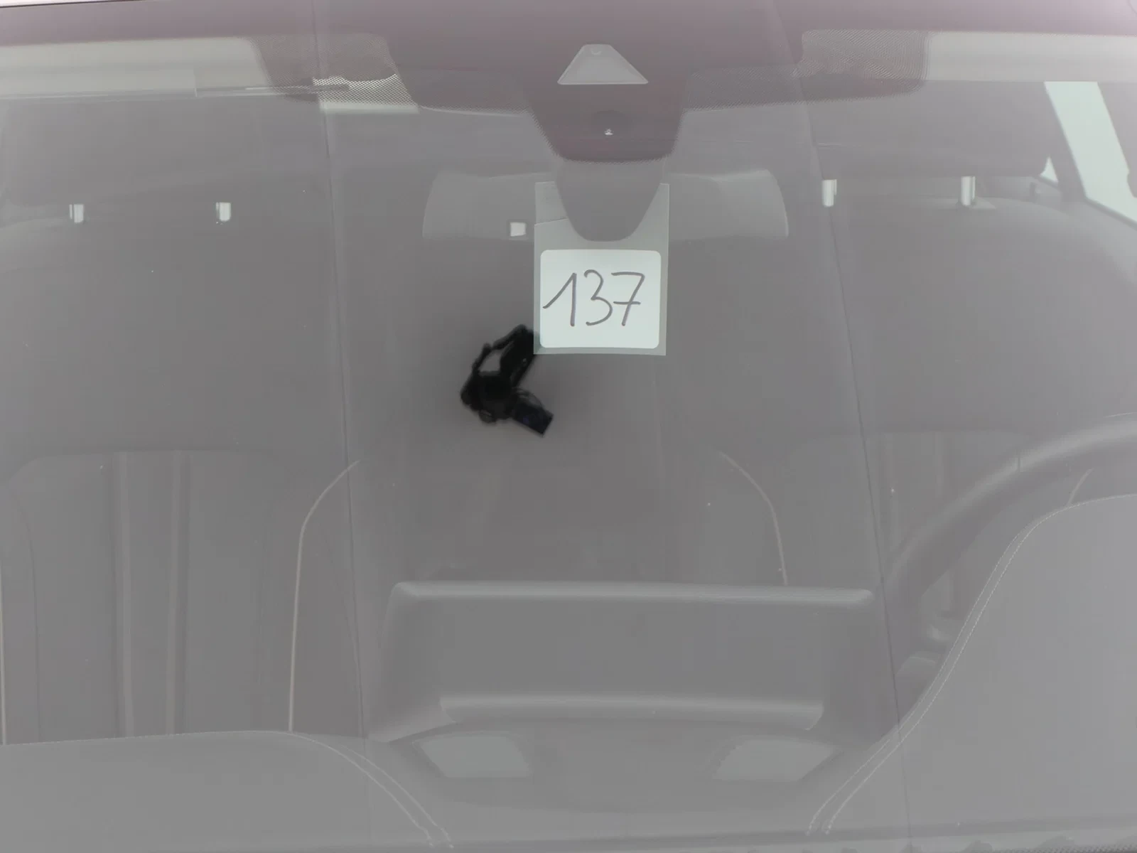 BMW Série 5 SW (G31LCI) Touring 520iA 184PK *AUTOMAAT*PANO DAK*LEDER*SFEERVERLICHTING*NAVI*BLTH*CRUISE*APP CONNECT*FULL LED*...