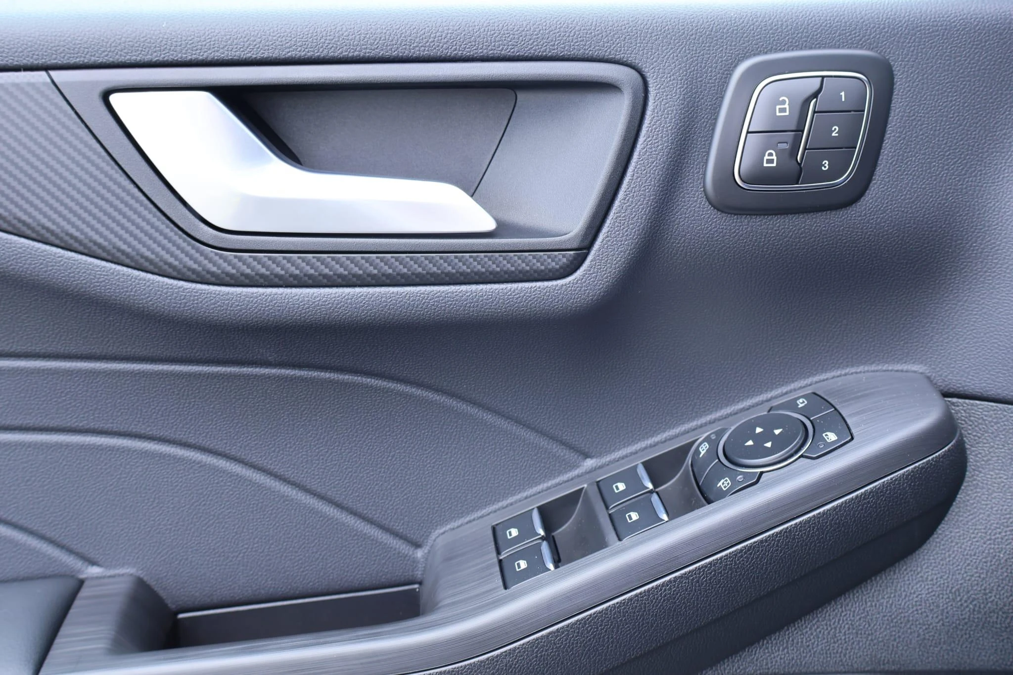 Ford-Kuga-image-27