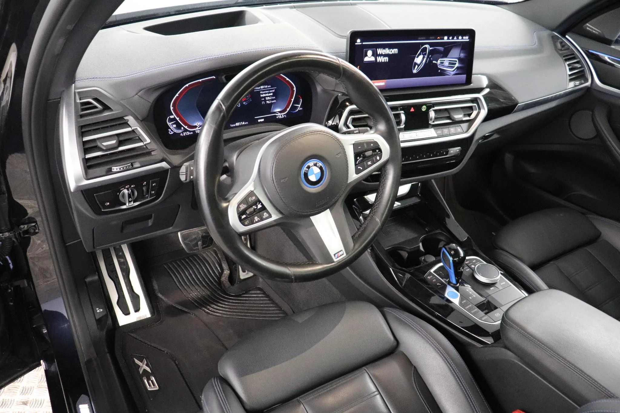 BMW-iX3-image-9