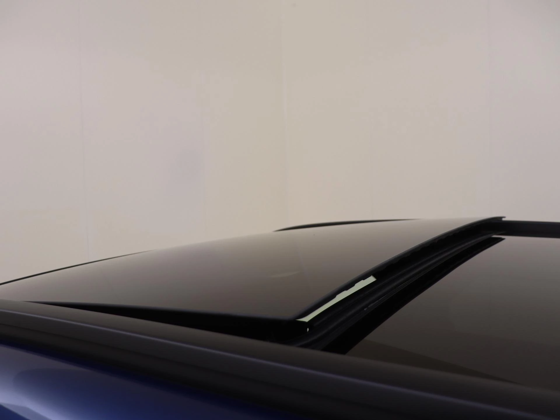 Mercedes-Benz-GLC-image-27