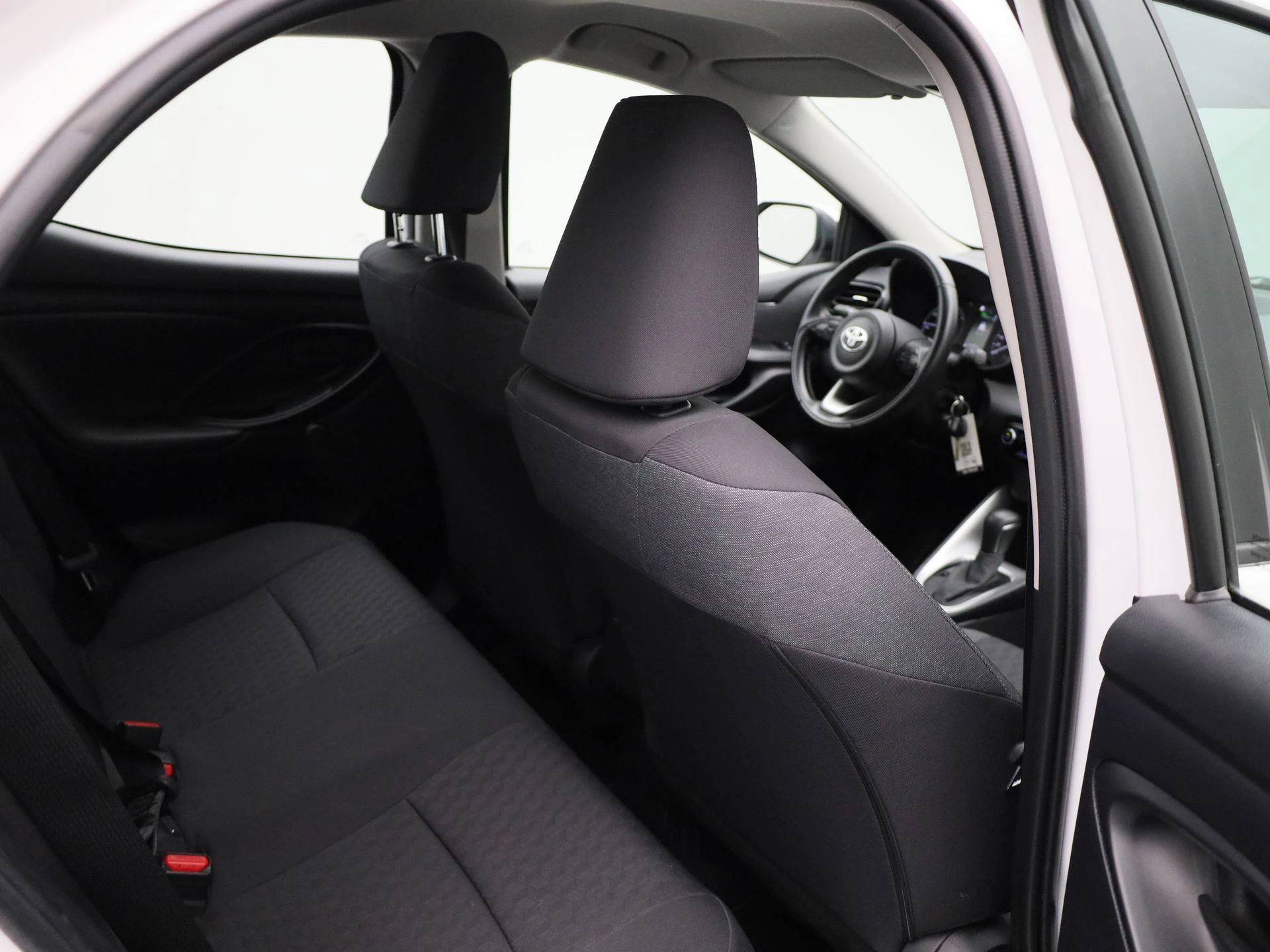 Toyota-Yaris-image-27
