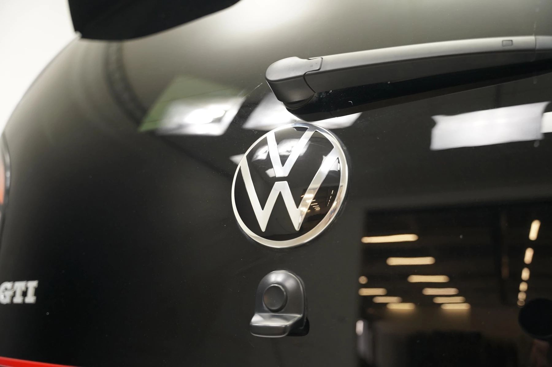 Volkswagen-up!-image-29
