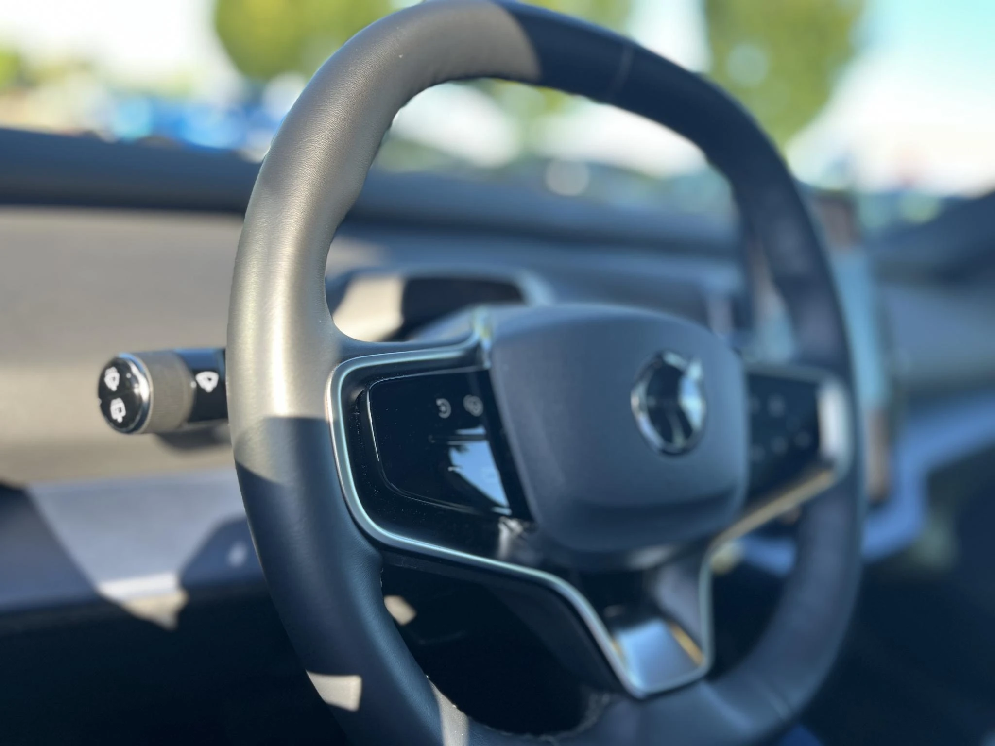 Volvo-EX30-image-10