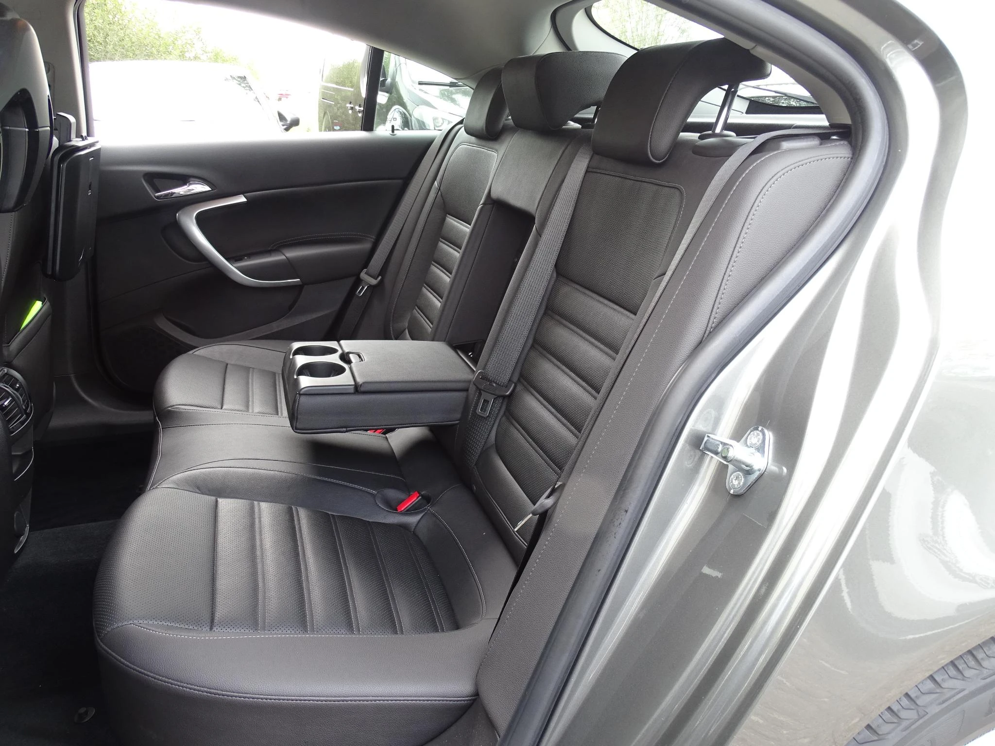 Opel-Insignia-image-16