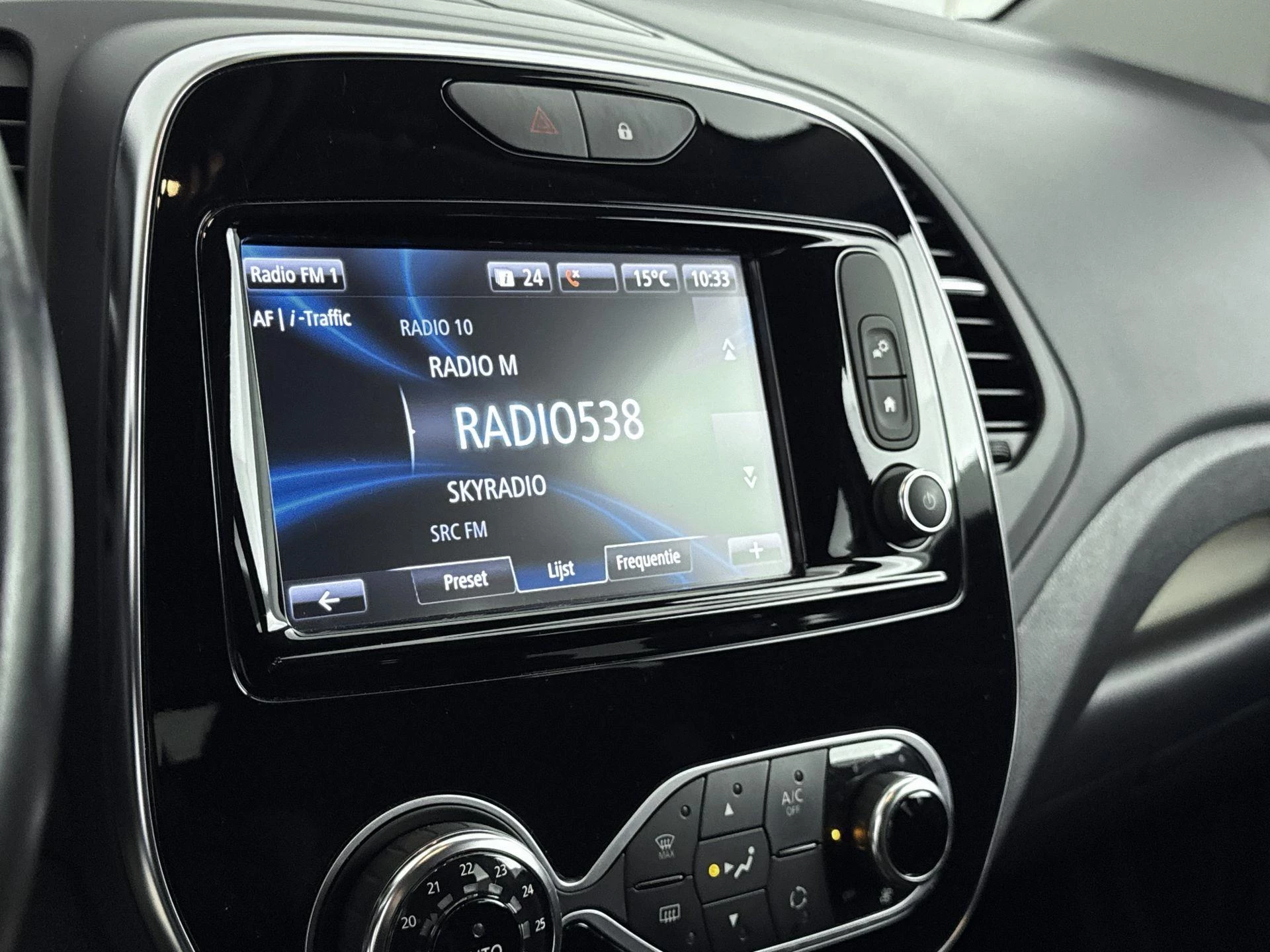 Renault-Captur-image-10