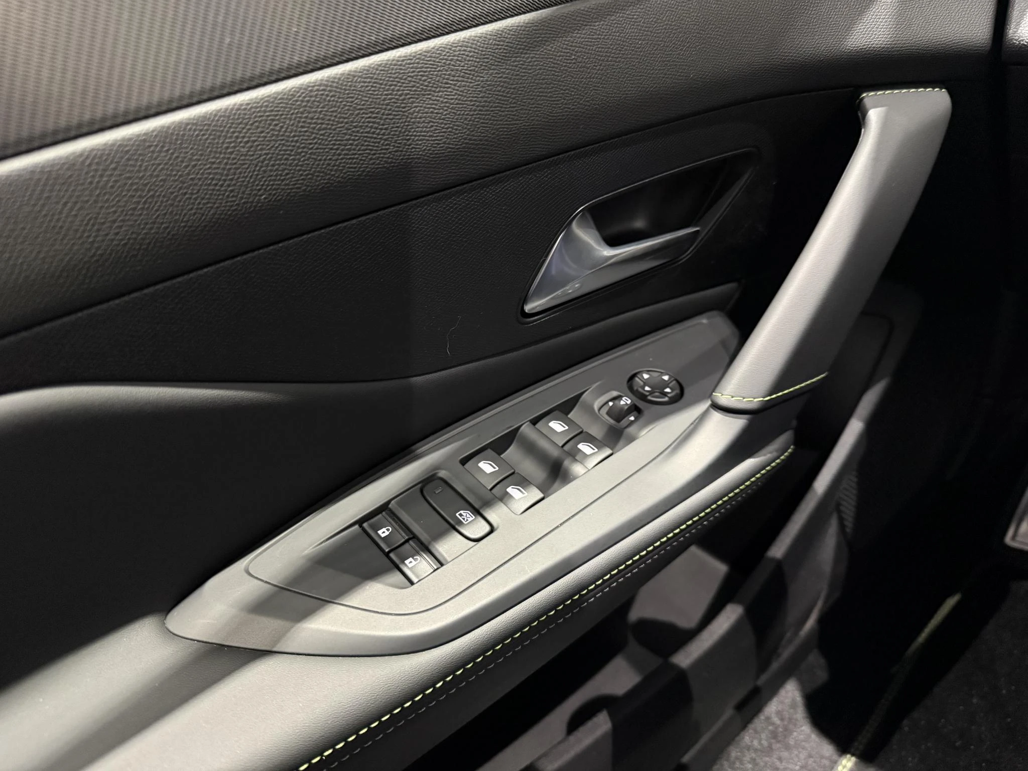 Peugeot-308-image-14