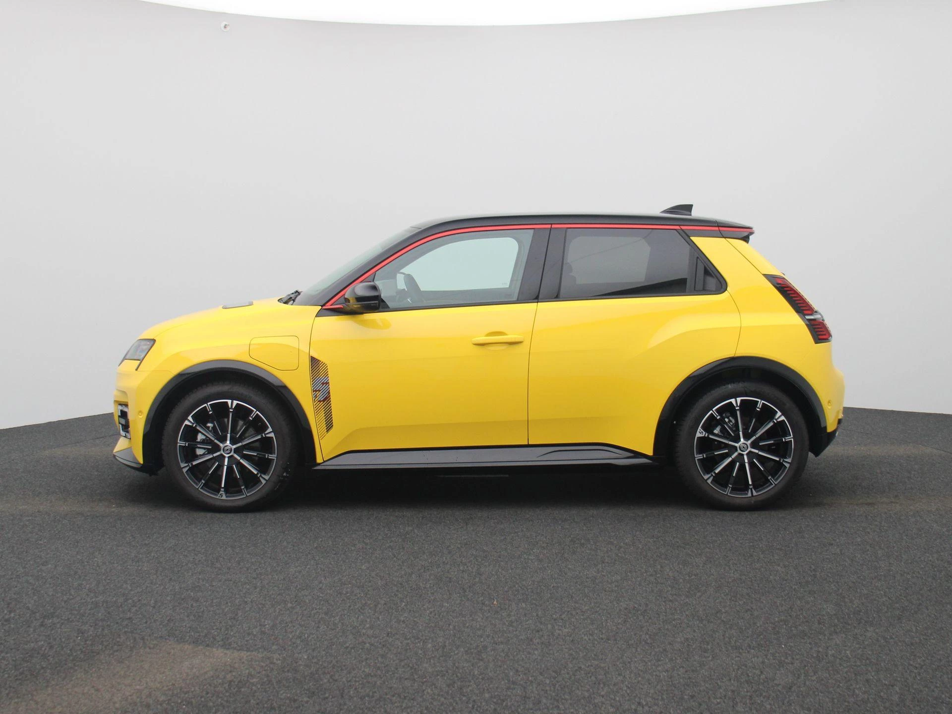 Renault R5
