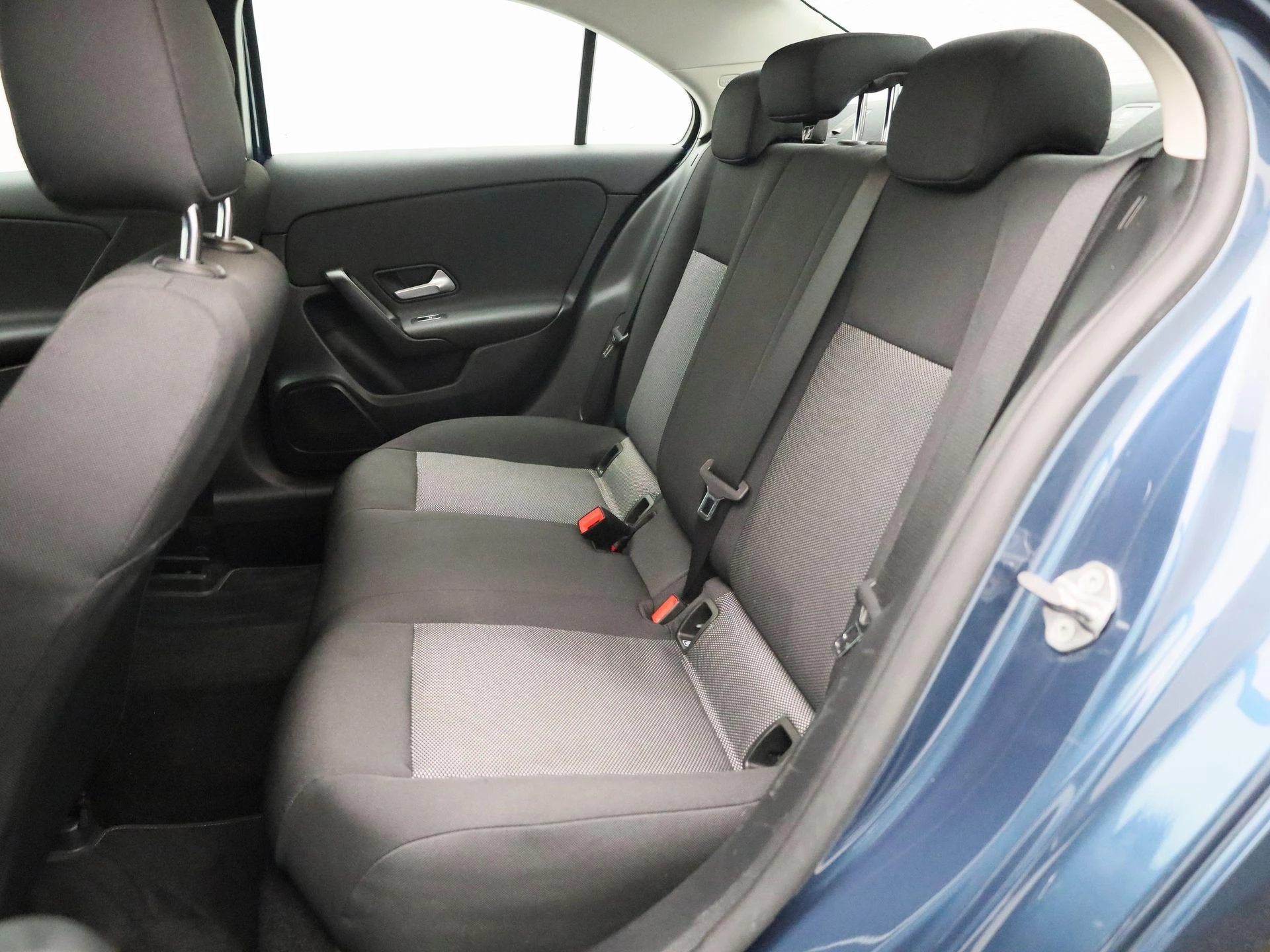 Mercedes-Benz-A-Klasse-image-10