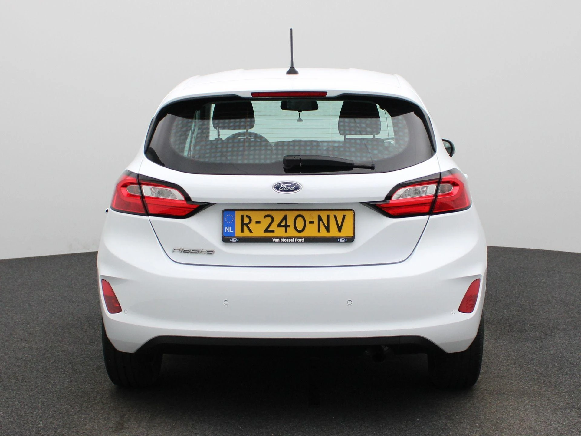 Ford-Fiesta-image-4