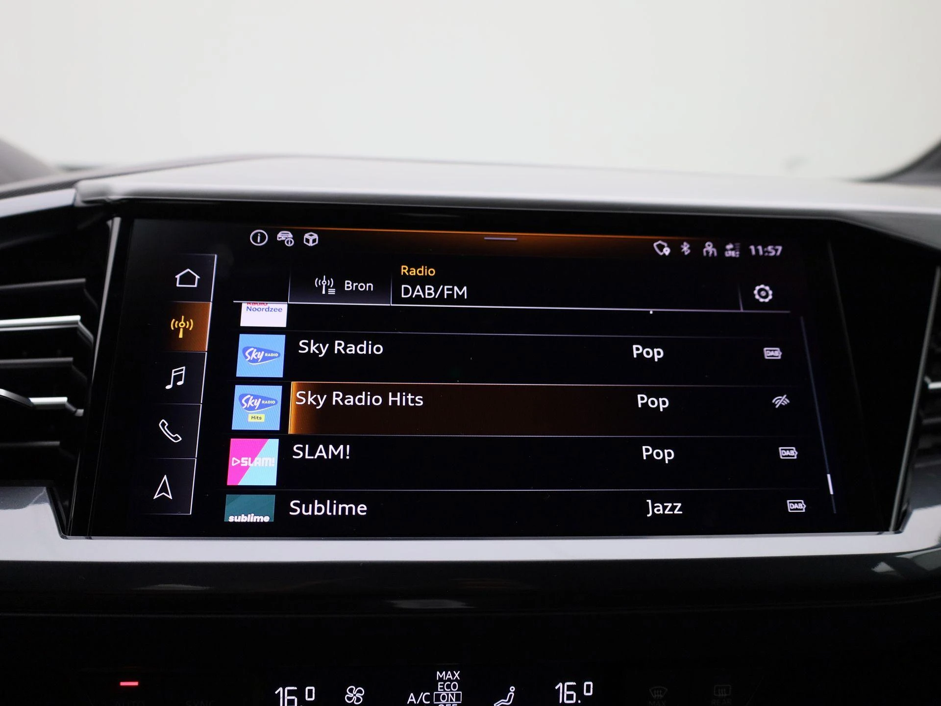 Audi-Q4 e-tron-image-23
