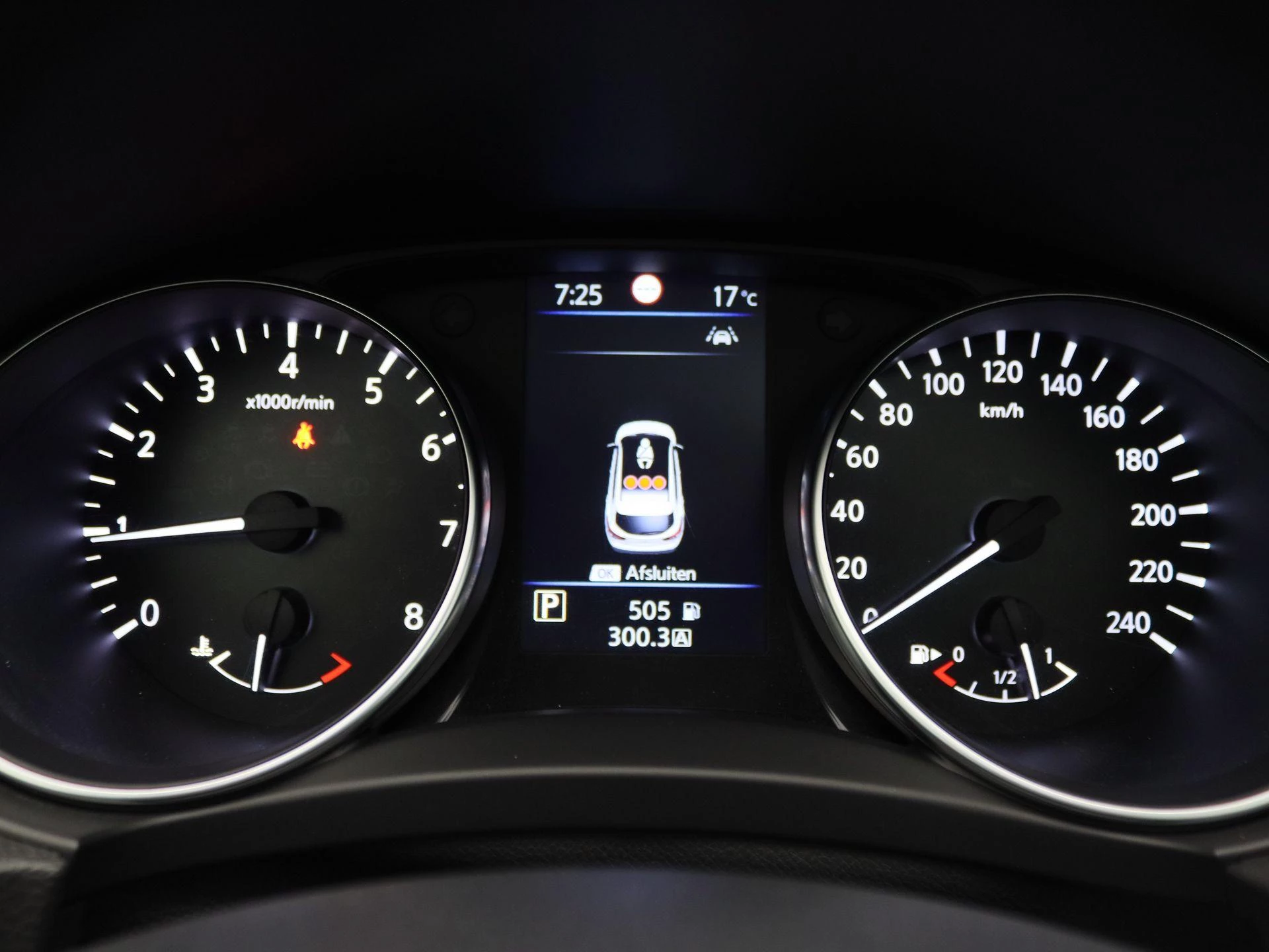 Nissan-QASHQAI-image-8